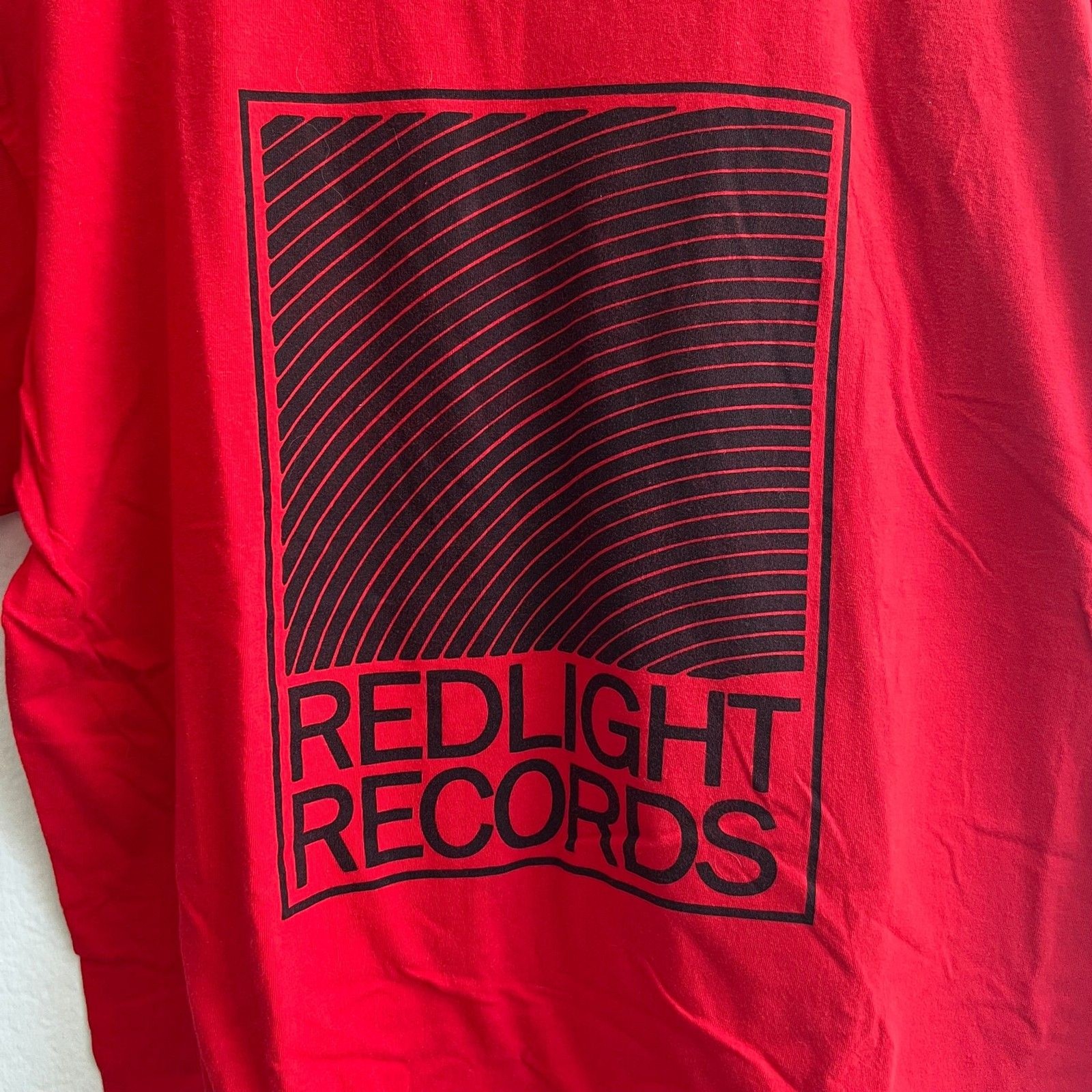 REDLIGHT RECORDS Amsterdam Graphic T-Shirt Red Cotton Vinyl DJ Mens Medium