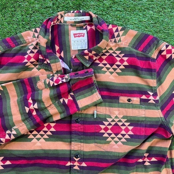 Levi’s multicoloured Aztec button up shirt Size XL