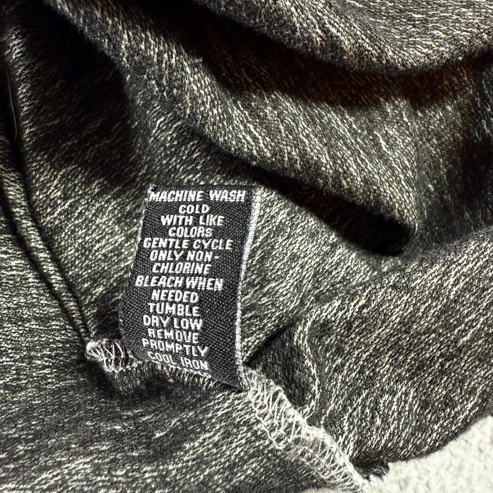 Carbon Heather Gray Mens M Soft Crewneck Short Sleeve Casual Normcore T-Shirt