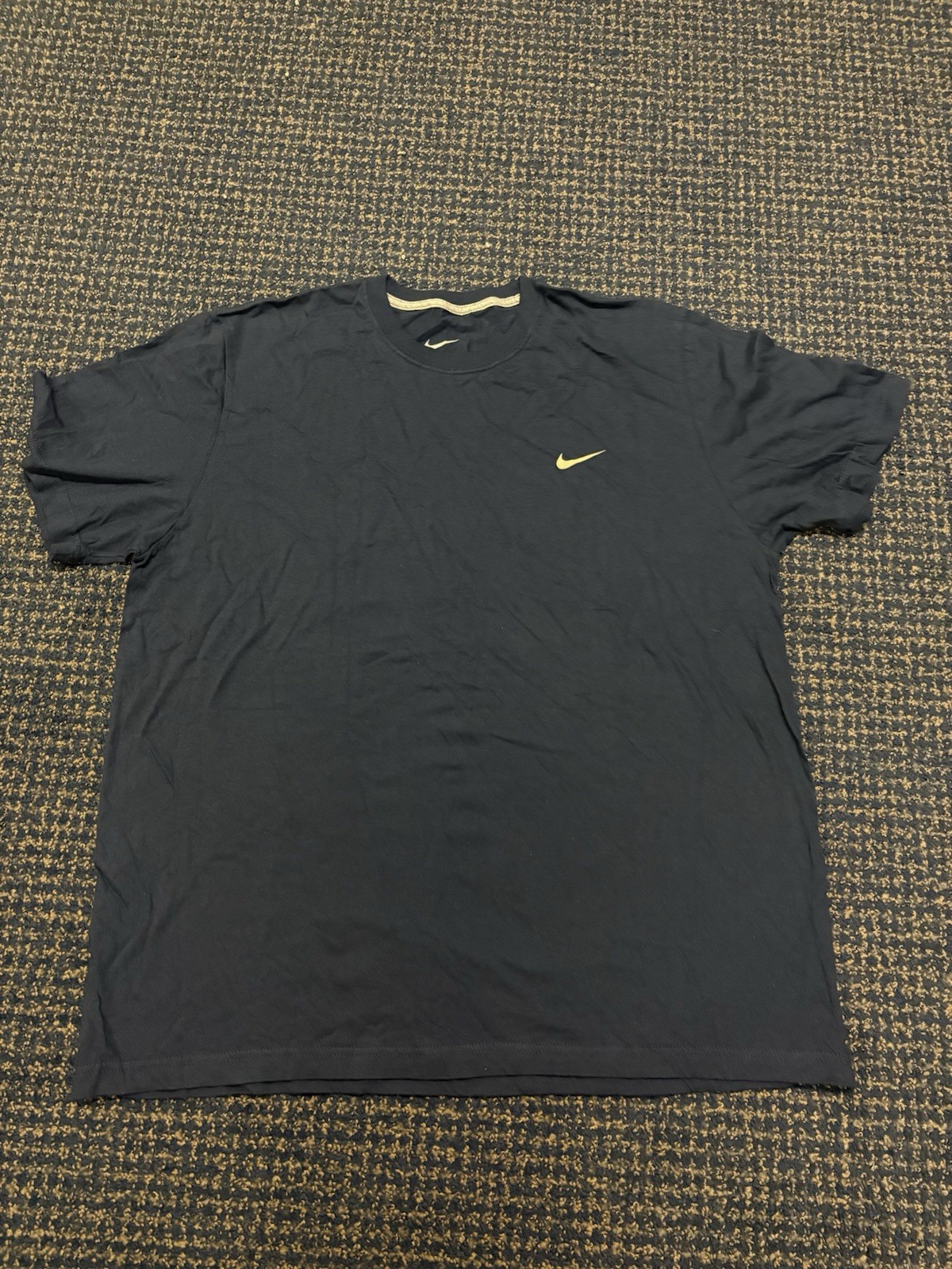 Vintage Nike Men’s Navy And Gold Swoosh T Shirt XXL NWOT