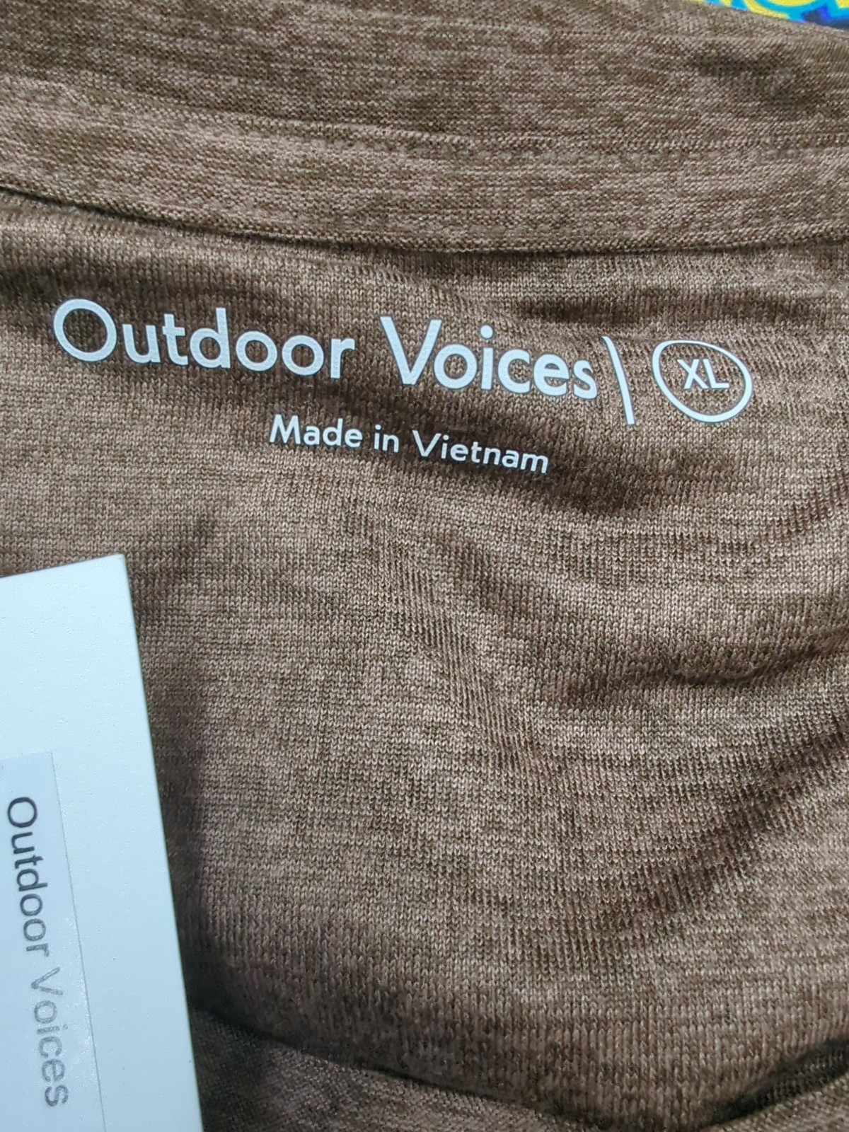 New Outdoor Voices Cloud Knit Short Sleeve Tshirt Men’s Size XL