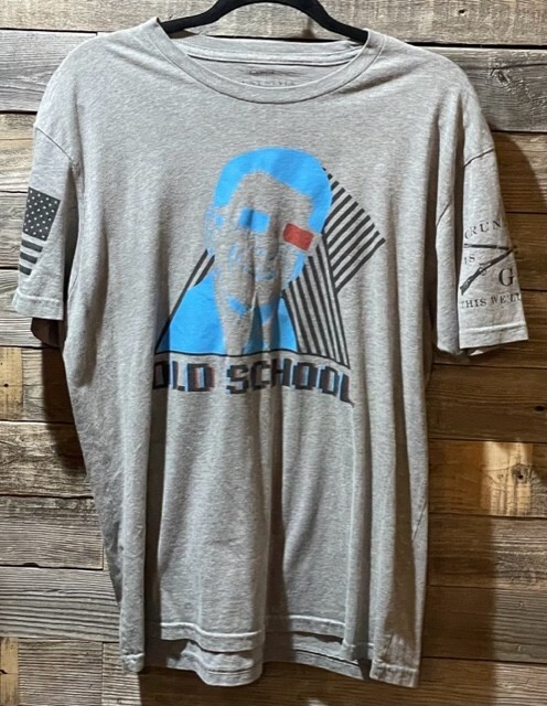 Grunt Style, GS, 1776, This We’ll Defend, Men’s Large, American Flag, Rifles,