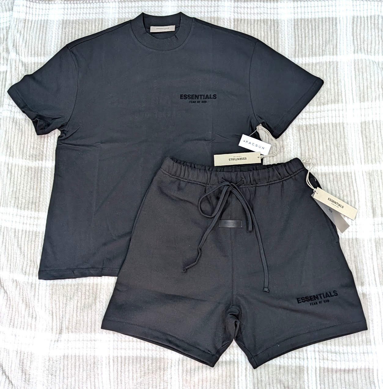 Fear of God Essentials T-Shirts & Shorts Oversized M Size Set Stretch Limo SS22