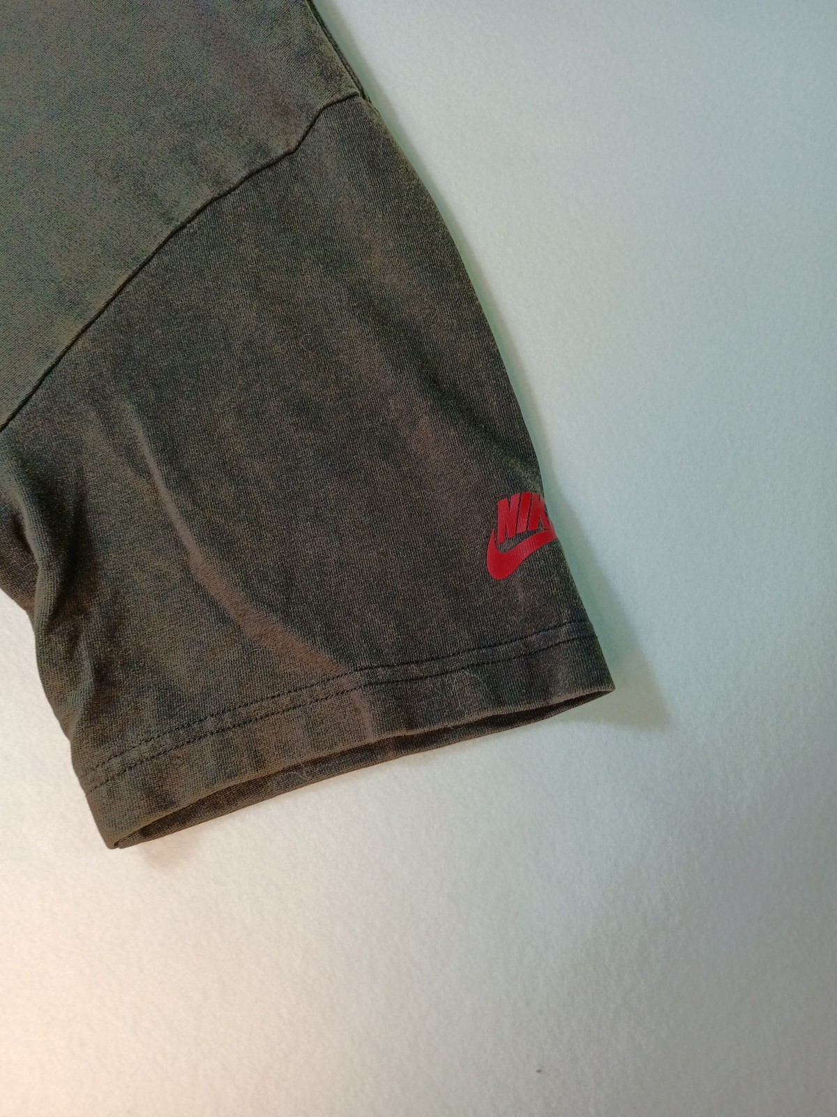Nike Air Jordan Reissue Graphic T-Shirt Black Red & White Men’s Sz M