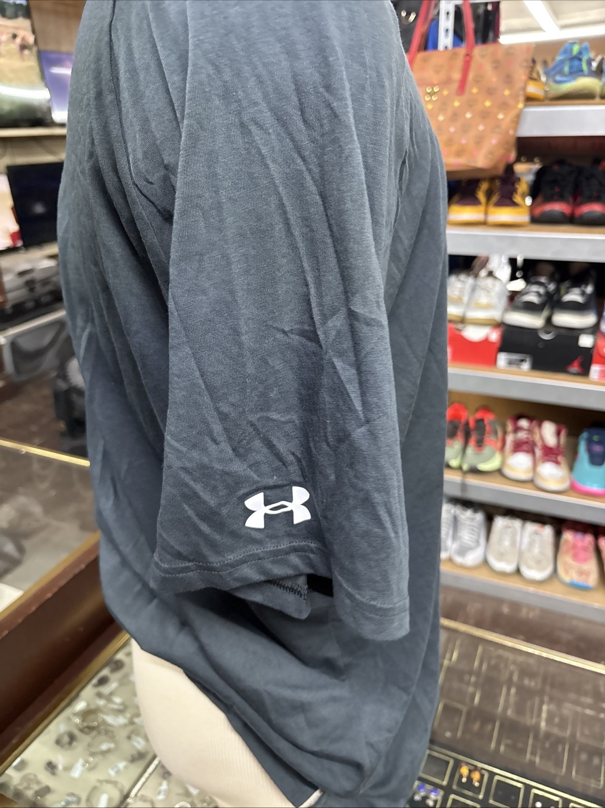 Men’s Under Armour Athletics T-Shirt 1360695 NEW XXL BLOOD SWEAT RESPECT