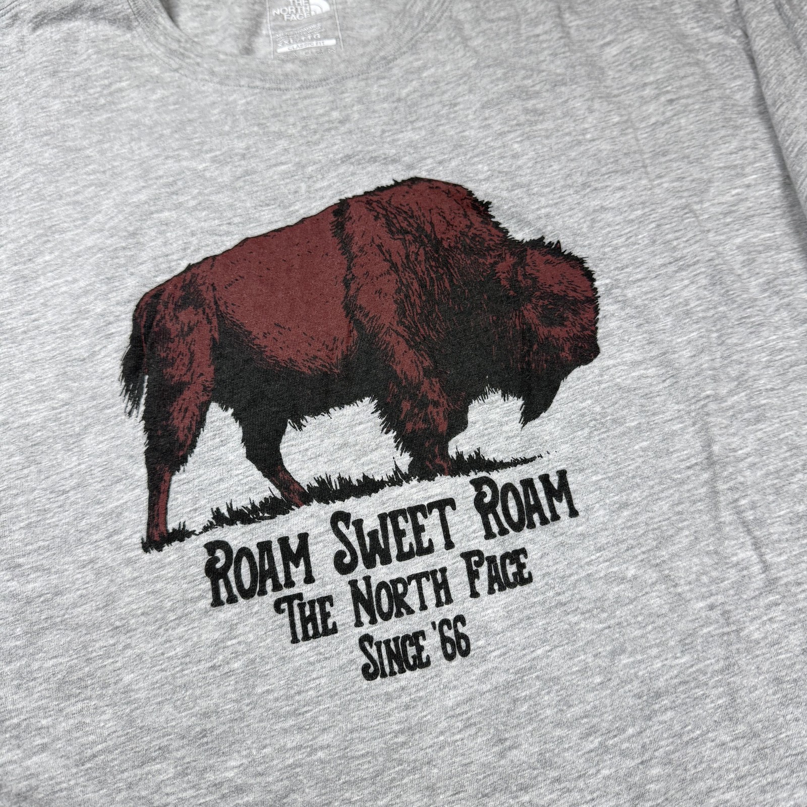 The North Face T Shirt Mens 2XL Gray Roam Bison Classic Fit Dadcore Animalcore
