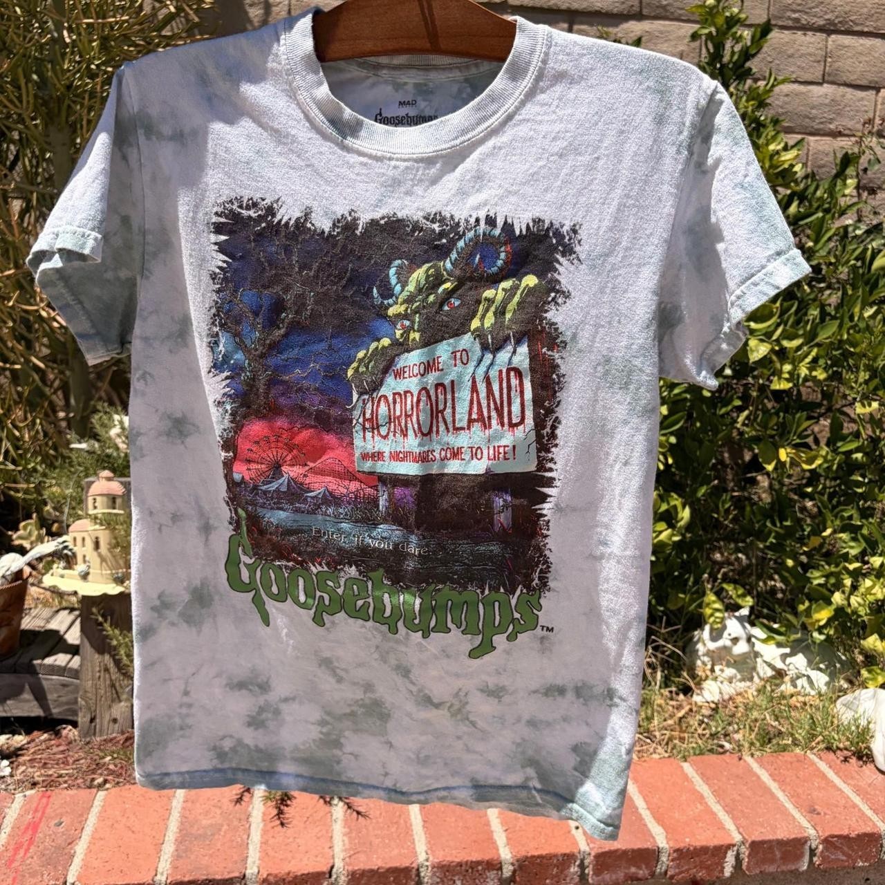 Mad Engine Goosebumps HorrorLand Graphic Tie-Dye Tee Mens S White Blue