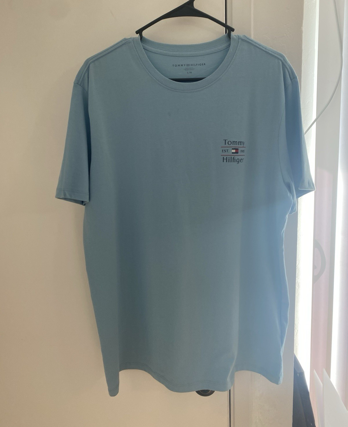 Tommy Hilfiger Men’s L Blue Solid Logo Short Sleeve Crewneck T-Shirt