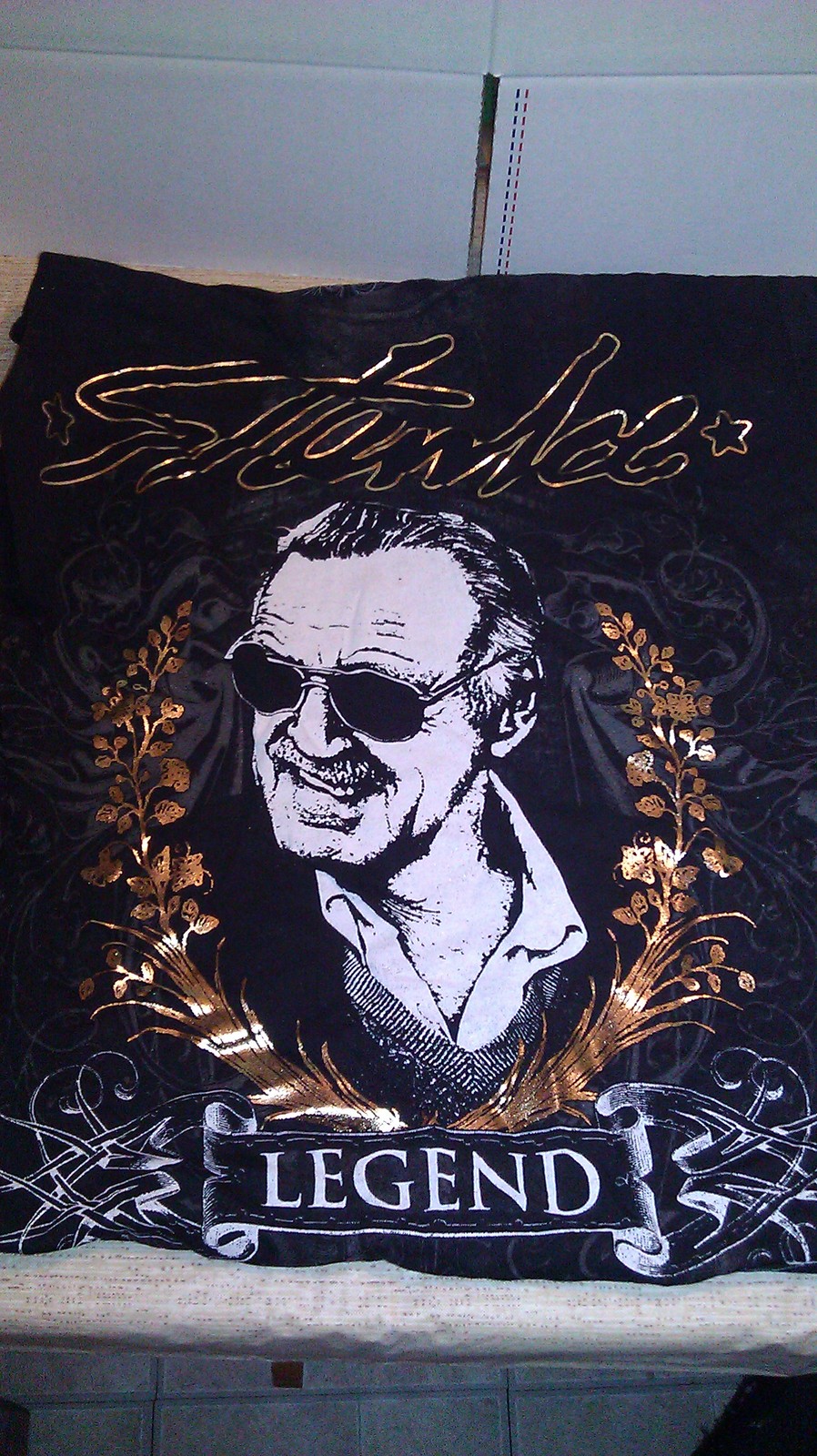 STAN LEE LEGEND T-SHIRT NEW XL SDCC 2011 EXCLUSIVE FROM GENTLE GIANT VIP