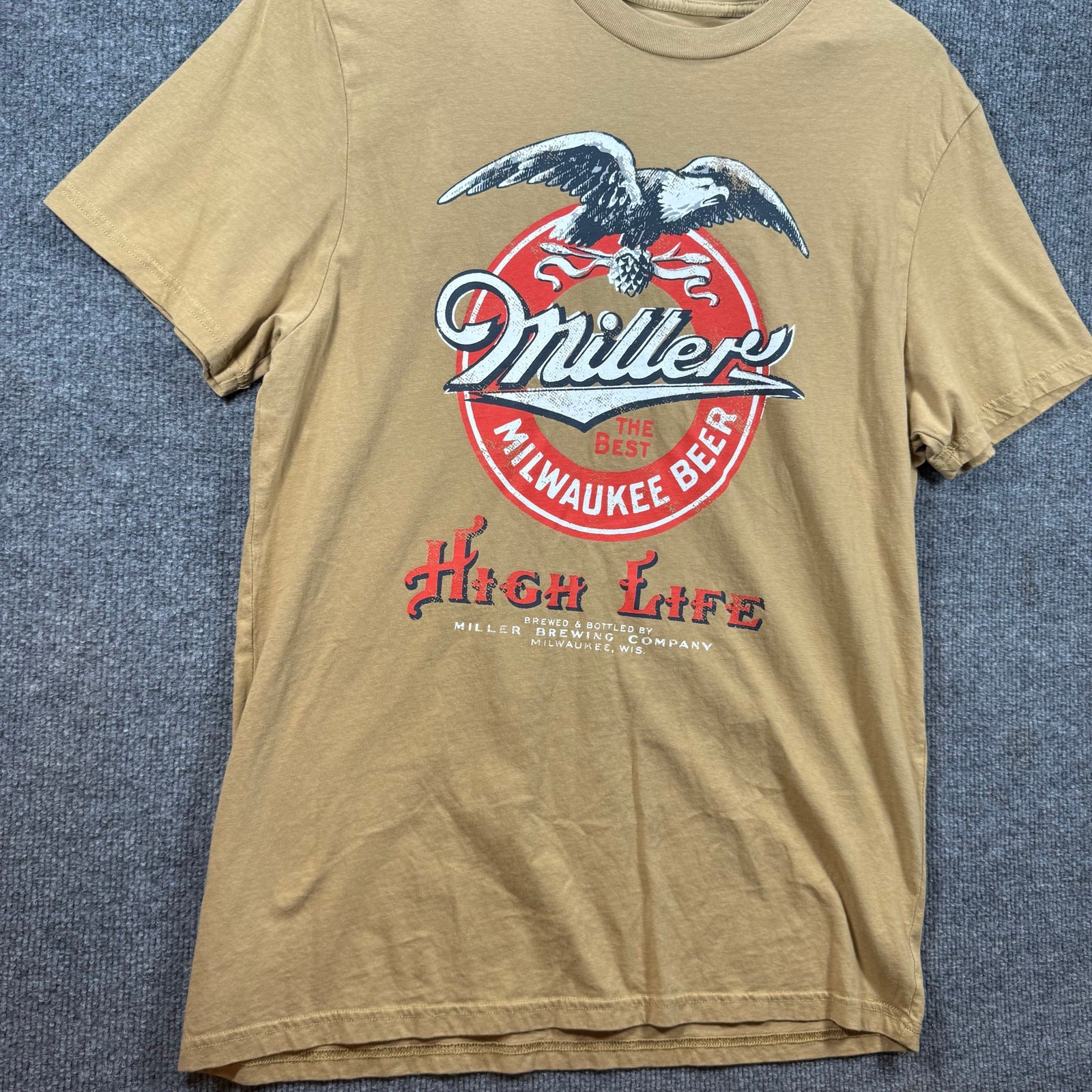 Miller High Life T-Shirt Men’s M Beige/Tan Graphic Print Beer Party Casual