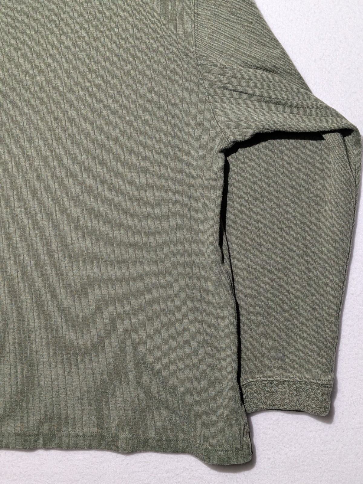 Consensus Sportswear Ribbed Henley Long Sleeve Shirt Size L Mossy Green Cotton