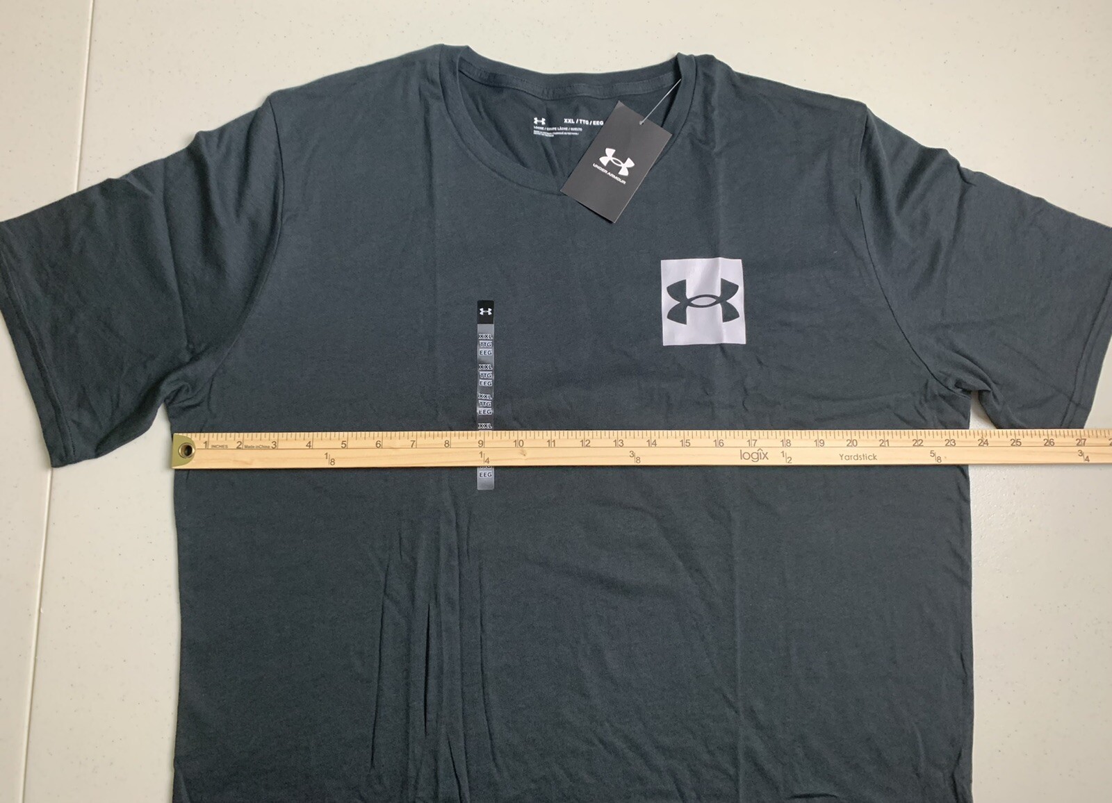 Under Armour Athletic Black Box Logo Loose Fit Graphic T-Shirt 2XL XXL Brand New