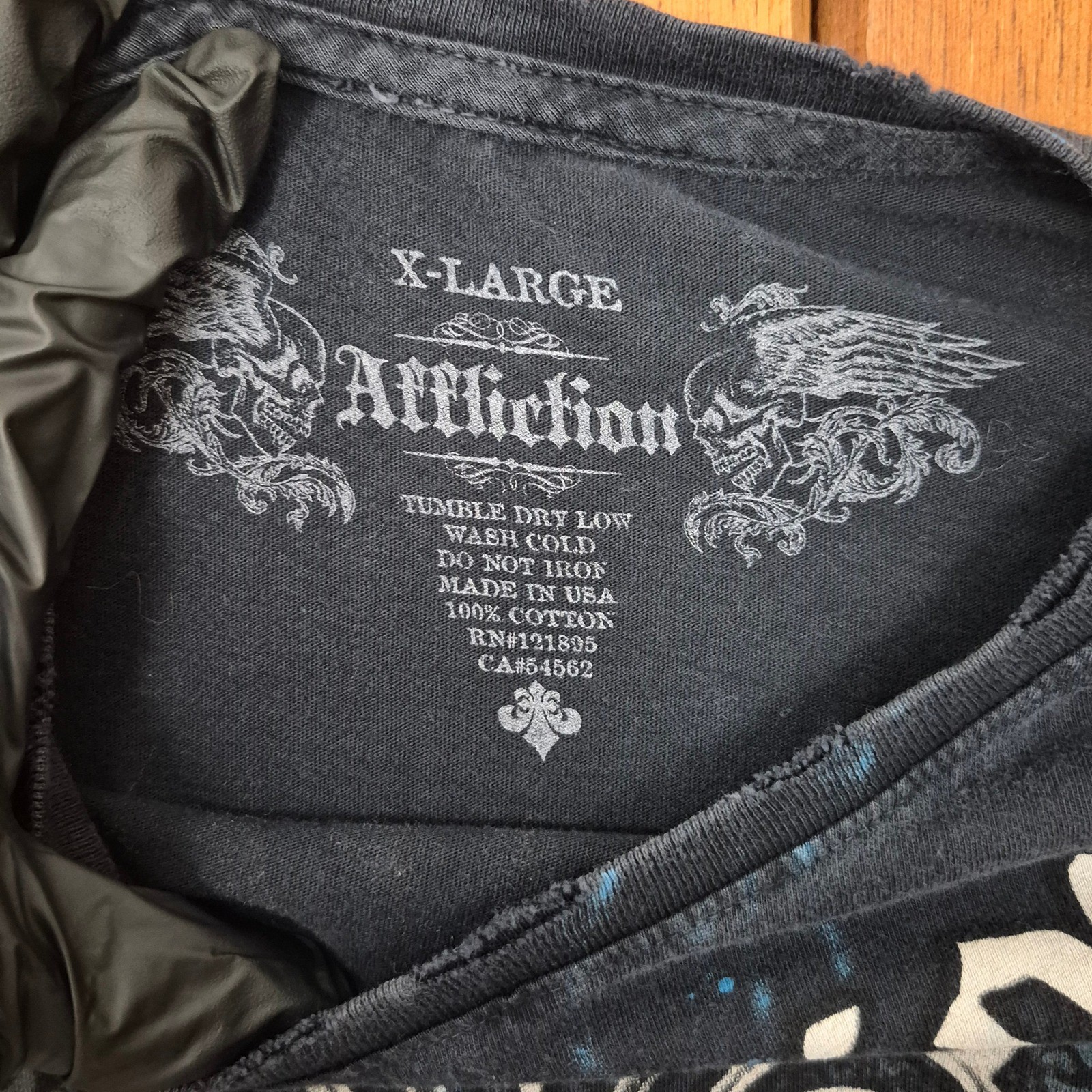 Affliction Live Fast Men’s XL Black Blue Distressed Graphic T-Shirt Gothic Cross