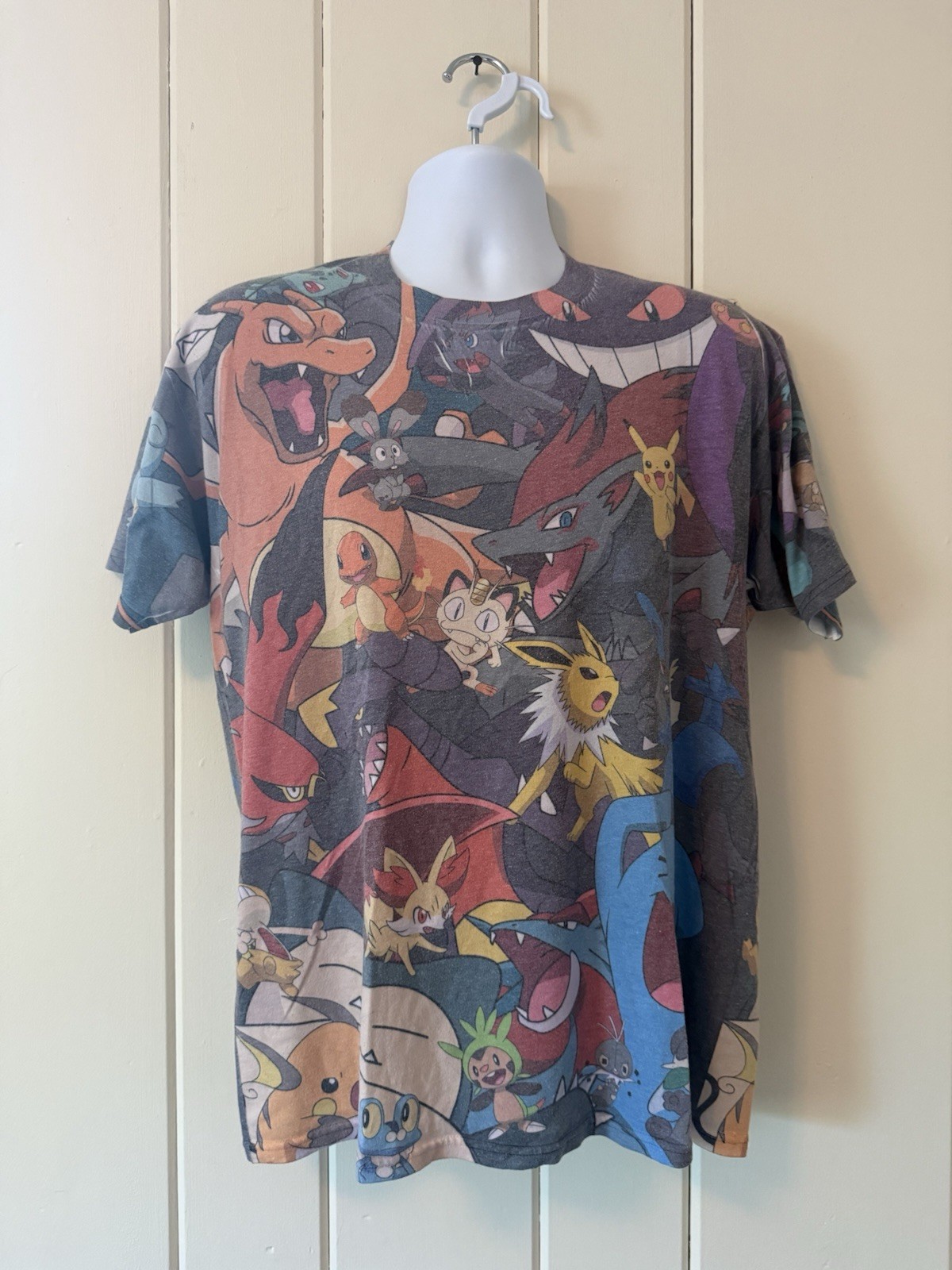 Pokemon All Over Print Adult L T-Shirt Charizard Pikachu Gengar Nintendo