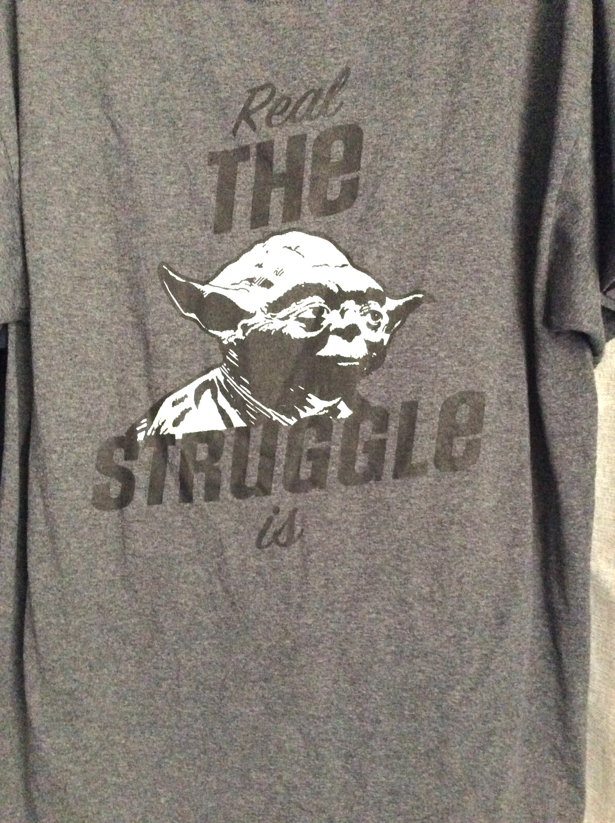 Men’s Sz XL Star Wars T-Shirts Yoda Chewbacca Graphic Black Grey t- shirts 2pcs