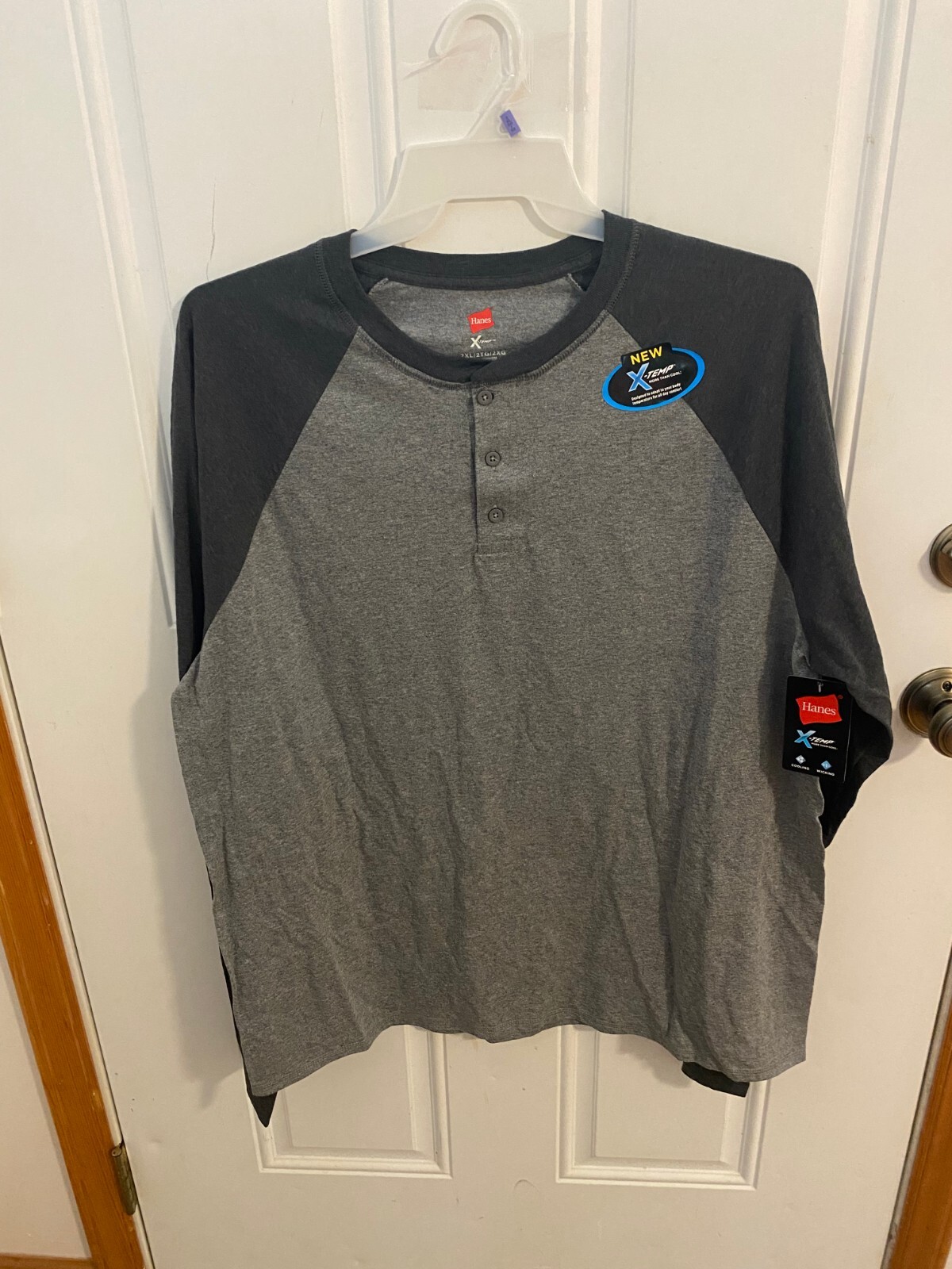 BRAND NEW MEN’S SIZE 2XL HANES X-TEMP CHARCOAL HEATHER HENLEY LONG SLEEVE SHIRT