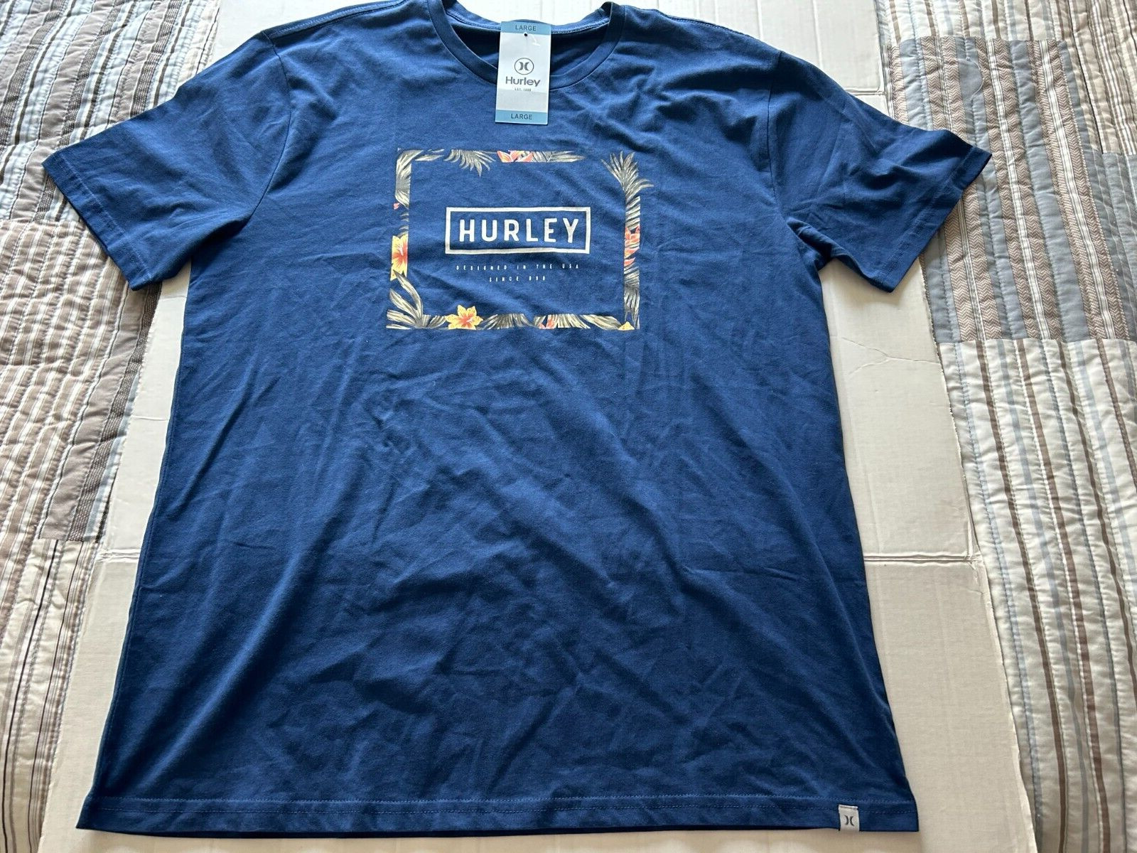 HURLEY SIZE LARGE DARK BLUE SHORT SLEEVE T-SHIRT…SEE DESCRIPTION