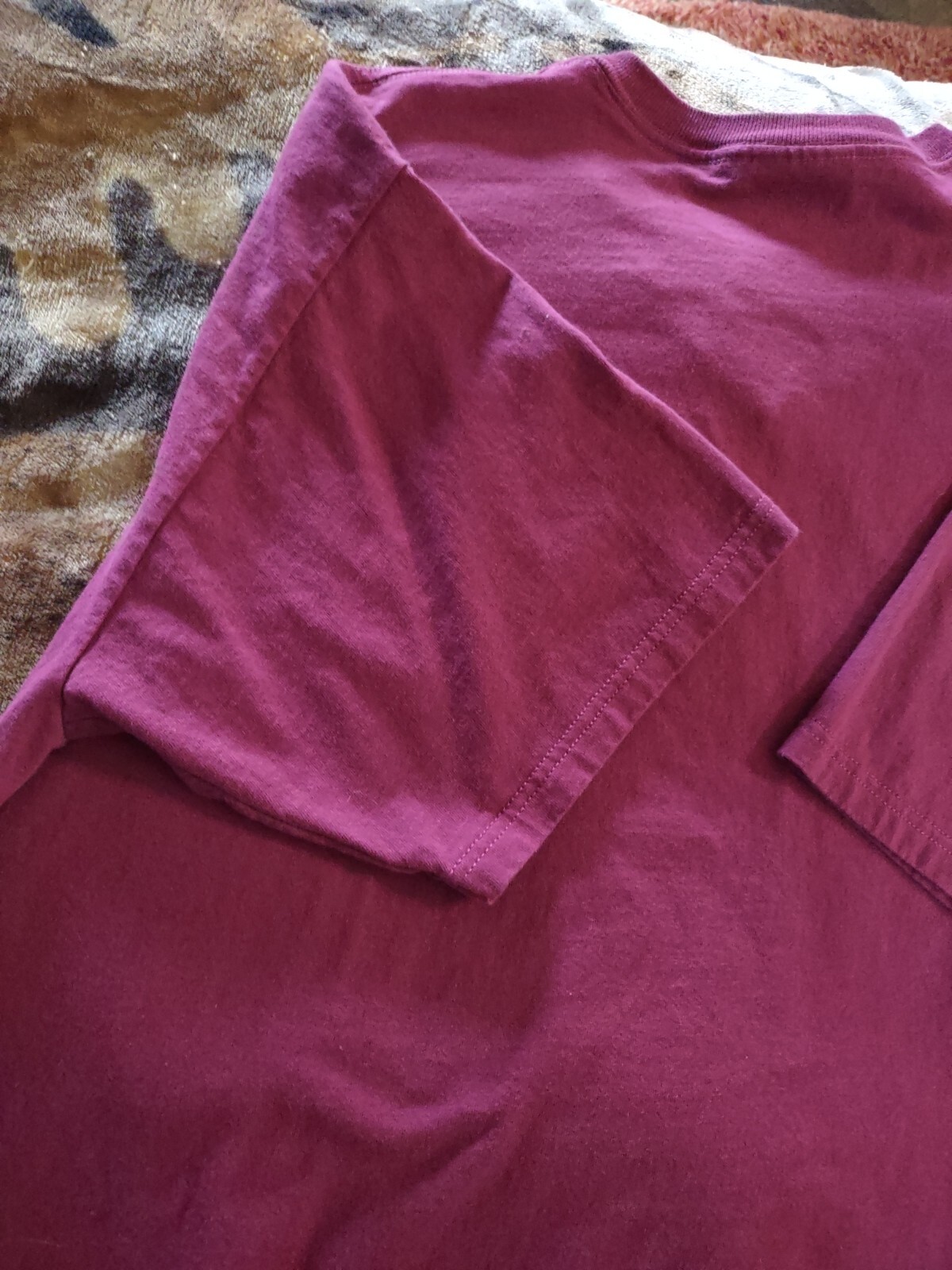 VTG Nike V Neck Tee Mens XL Burgundy Made In USA Embroidered Swoosh