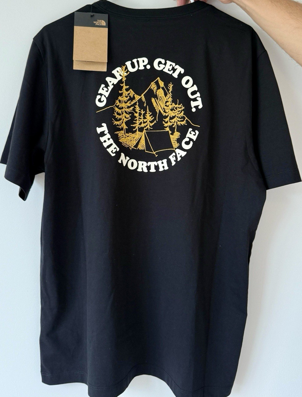The North Face Men’s L Black Graphic Print Crew Neck Short Sleeve T-Shirt
