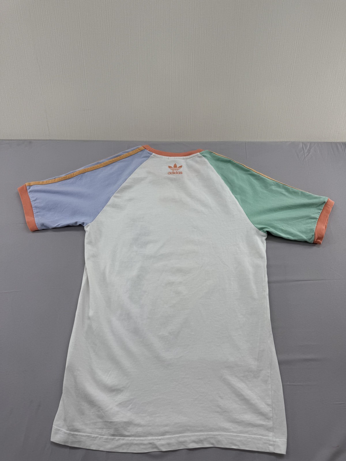 Adidas End Plastic Waste White Multi XS Short Sleeve T-Shirt Recycled