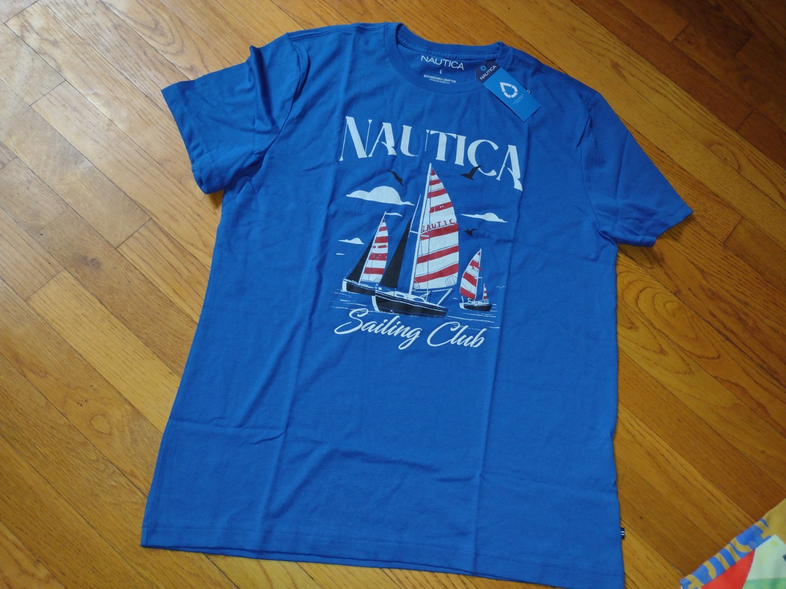 NWT, $35. MSRP, Mens Nautica Cotton Blend Graphic T-Shirt, Blue