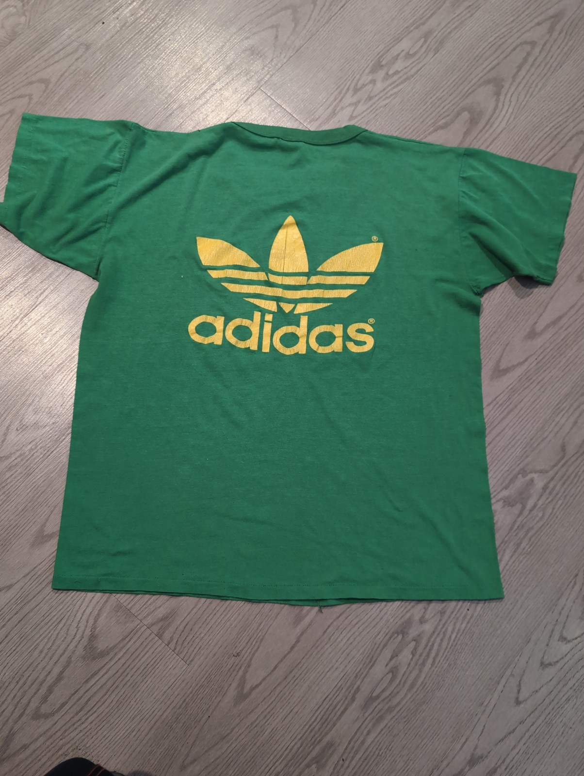 Vintage 70s Adidas Trefoil Big Logo Athletic Sportswear Graphic T-Shirt Size XL