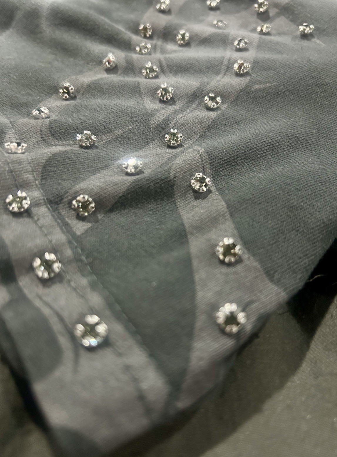 Tenaciti Studios Skull Graphic Studded T-Shirt Grey Size L