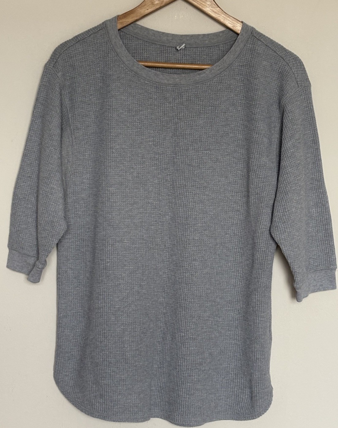 UNIQLO Mens Medium Waffle Knit Thermal Top Grey 3/4 Length Short Sleeves