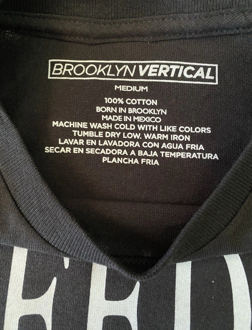 BROOKLYN VERTICAL Freedom Men’s T-Shirt Medium Lion Red White and Blue Cotton