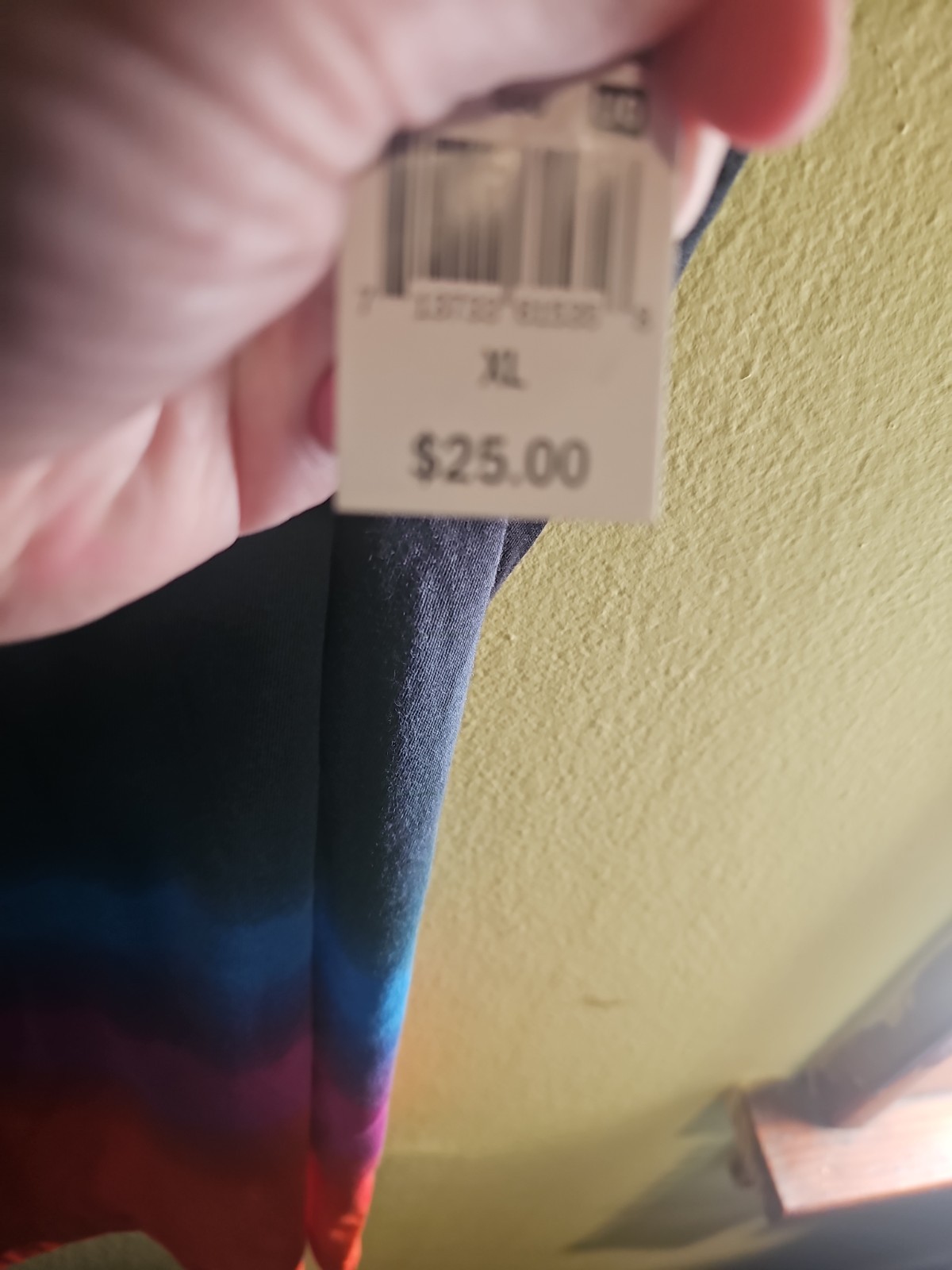 NWT Edgar + Ash Men’s Size XL Gradient Ombre T-Shirt Printed Tee Colorful