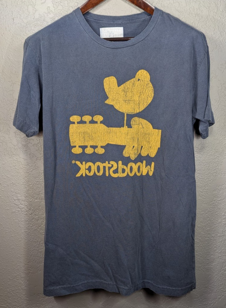 WOODSTOCK 2010 Rare Flaw Men’s L T-Shirt Retro Woodstock Backwards Logo Graphic