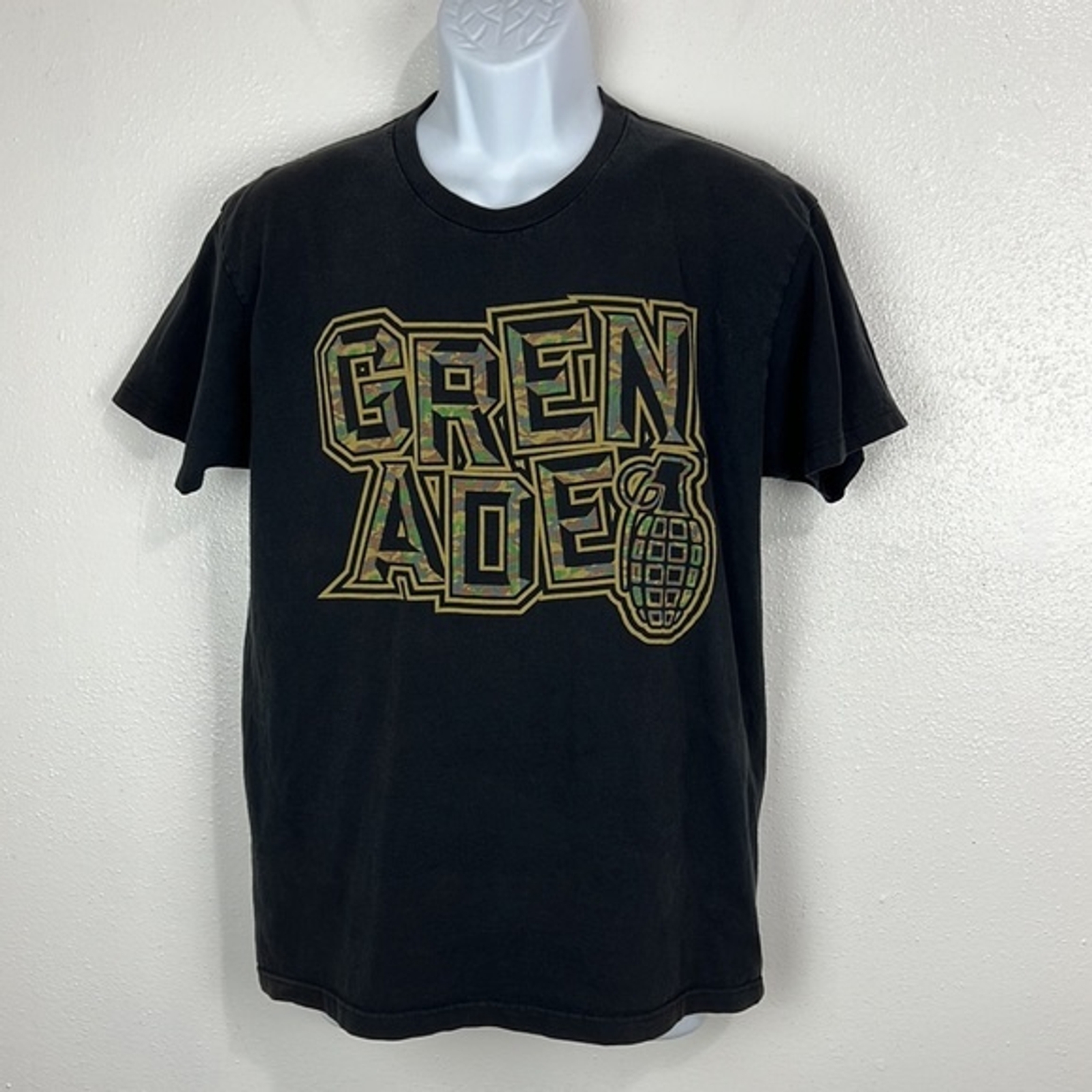 Grenade Shirt Men Medium Black Graphic Spellout Short Sleeve Tee Casual
