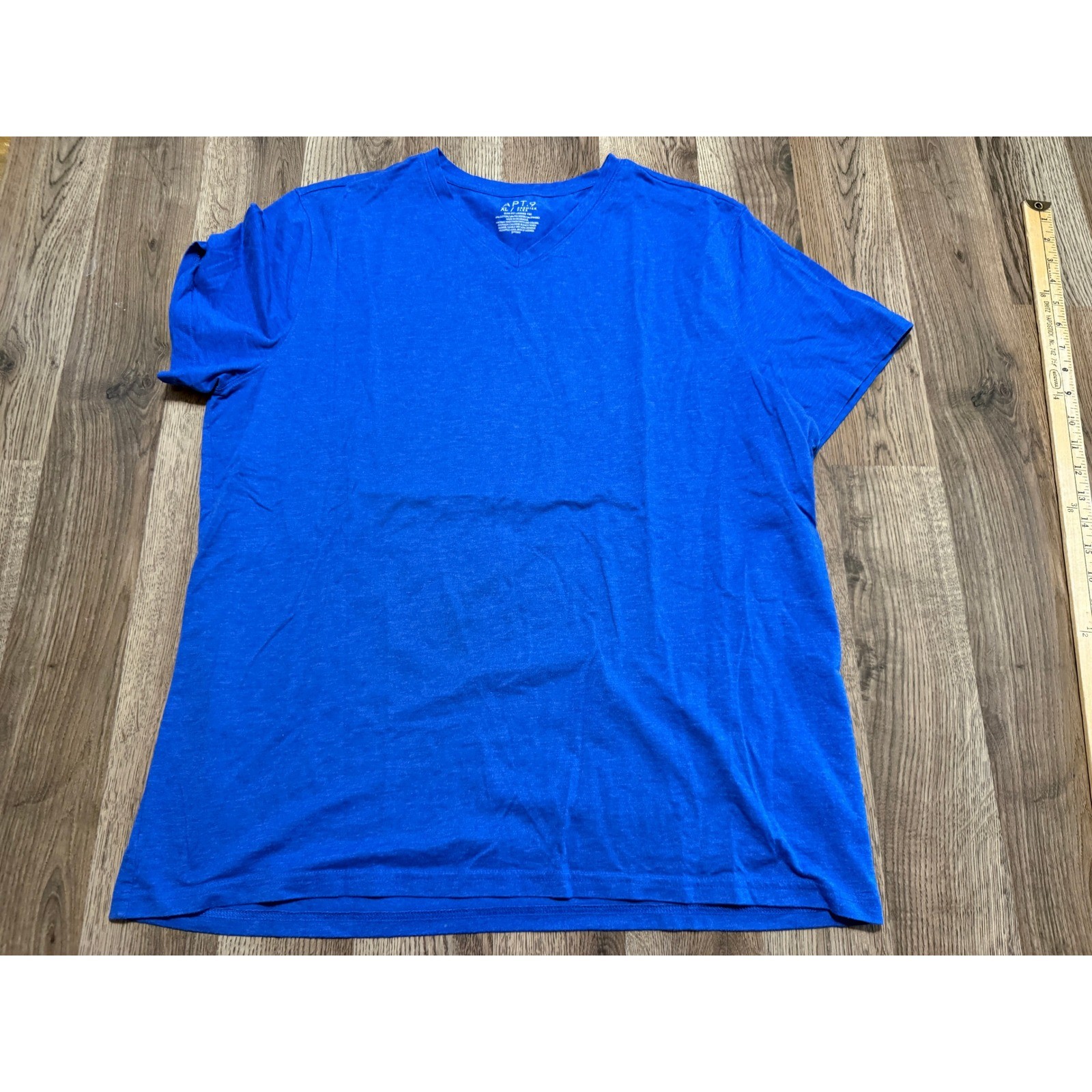 APT.9 Premier Flex Men’s T-Shirt XL Royal Blue Solid V-Neck Lounge Tee Excellent