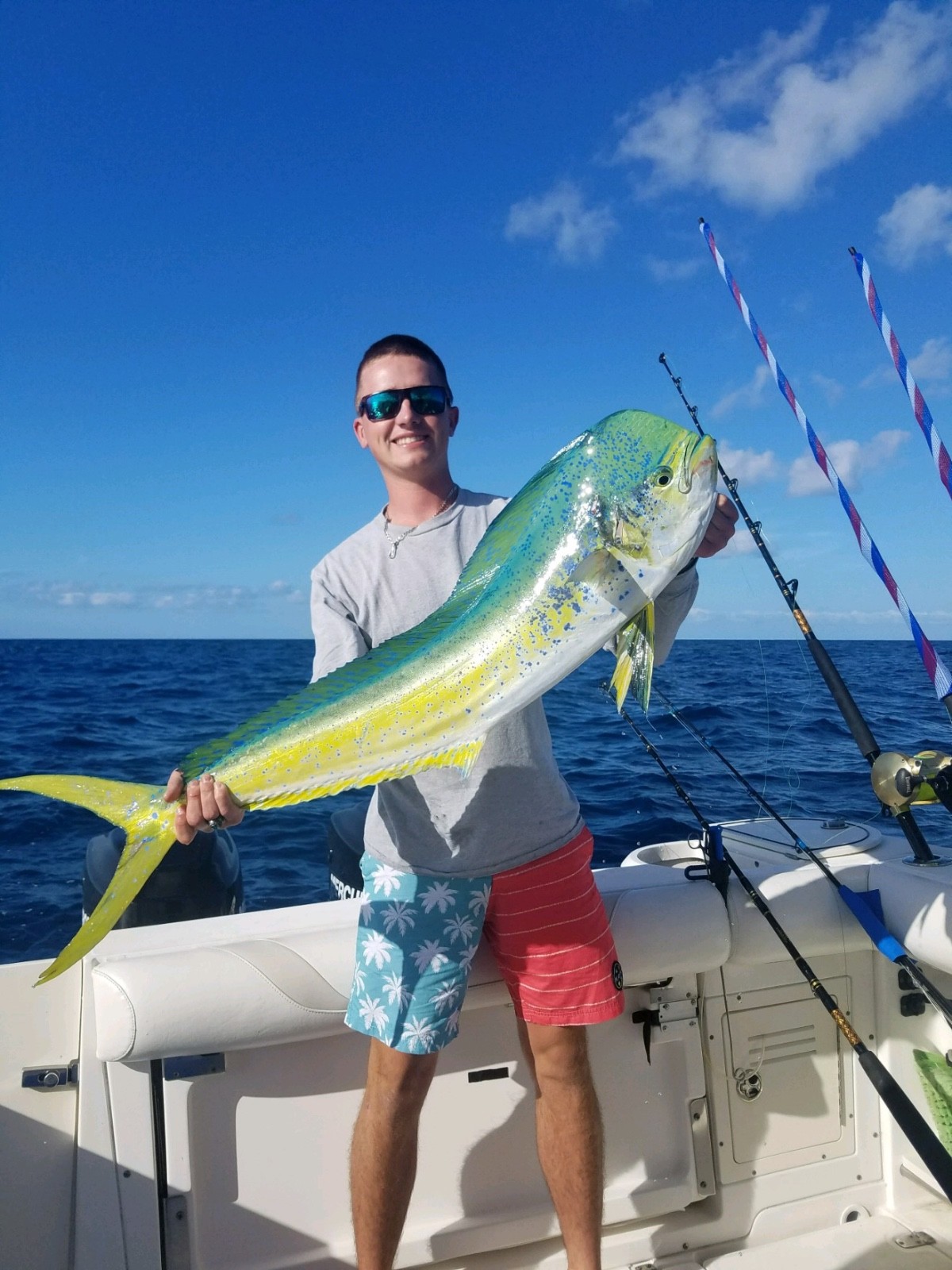 Guy Harvey Fishing Boat Beach Pick Size..Barrel Logo Tank Top..Pick Size…White