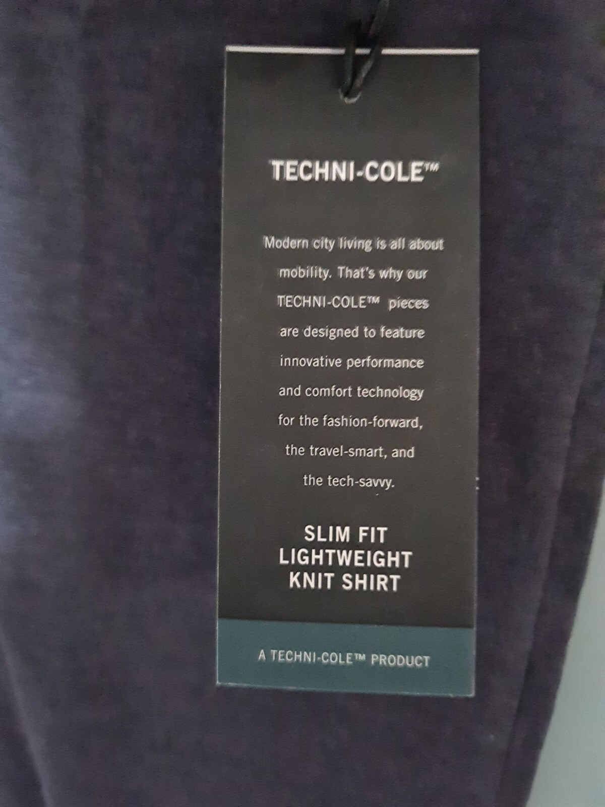 NWT Kenneth Cole Men’s Slim Fit Techni-Cole Stretch 2 Button T Shirt Navy Medium