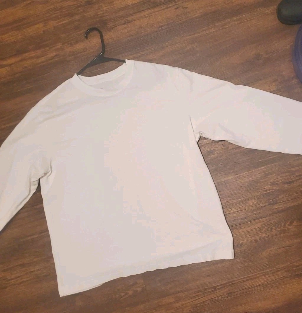 Original Use Men’s T-Shirt, XL – White – long sleeve No Imperfections