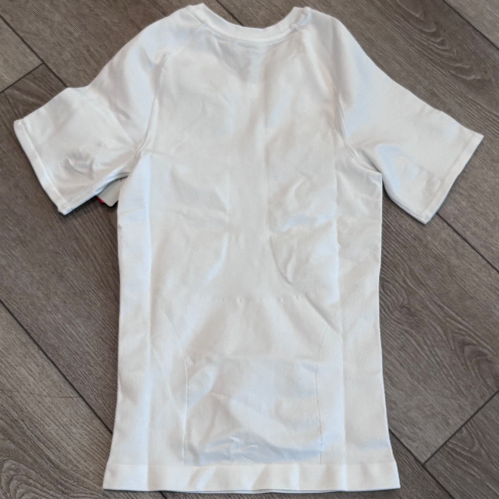 Spanx Seamless Crew Undershirt Mens Medium Bright White Ultra Sculpt 60012R New