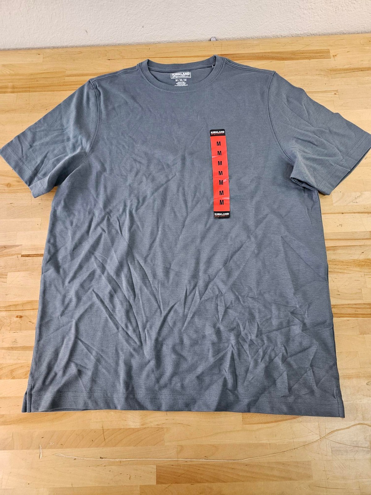 M / MEDIUM – GREY – Kirkland Signature Men’s 100% Pima Cotton T-Shirt Tee