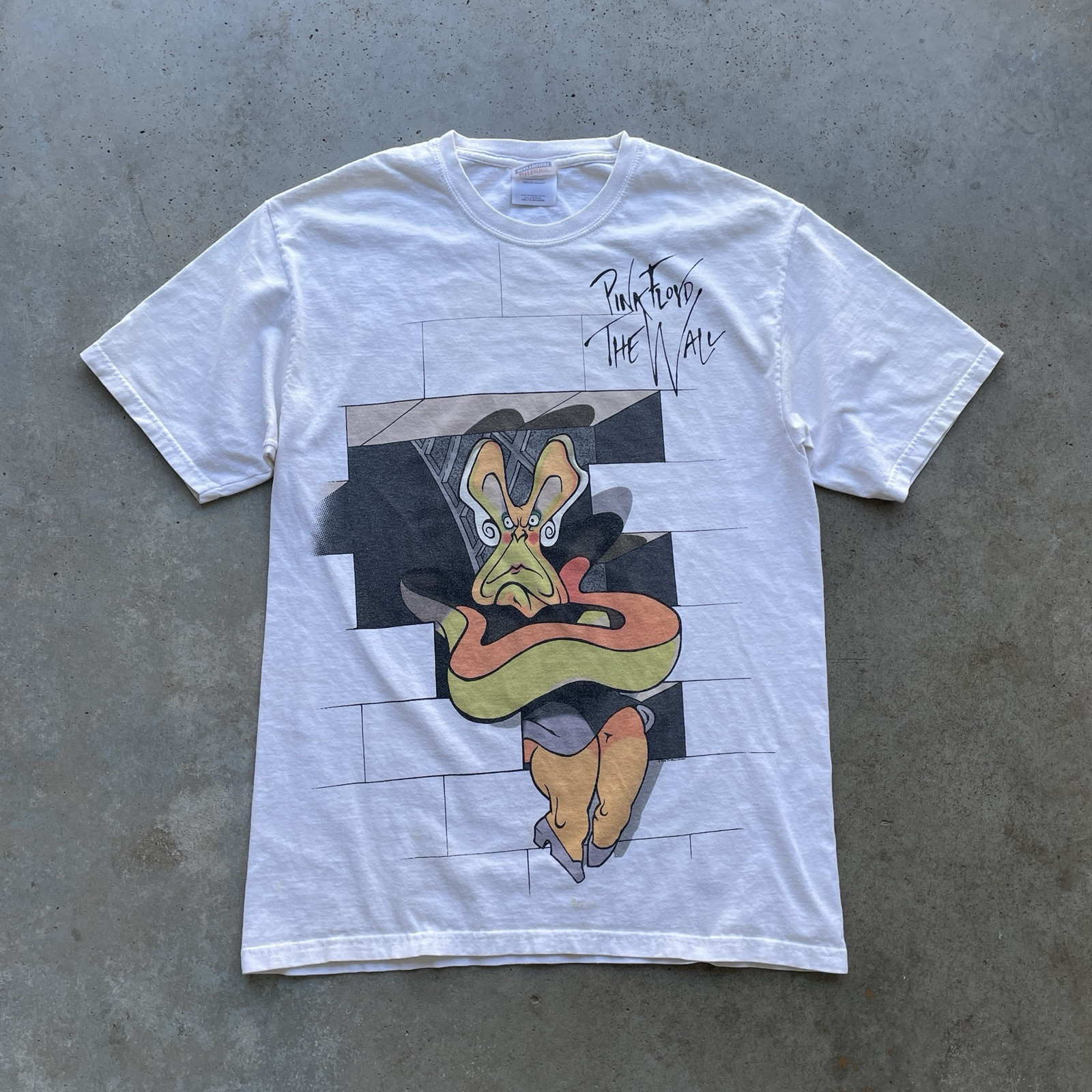 Pink Floyd ” THE WALL ” 09′ T-Shirt Men’s Size Medium Hanes Heavy Cotton
