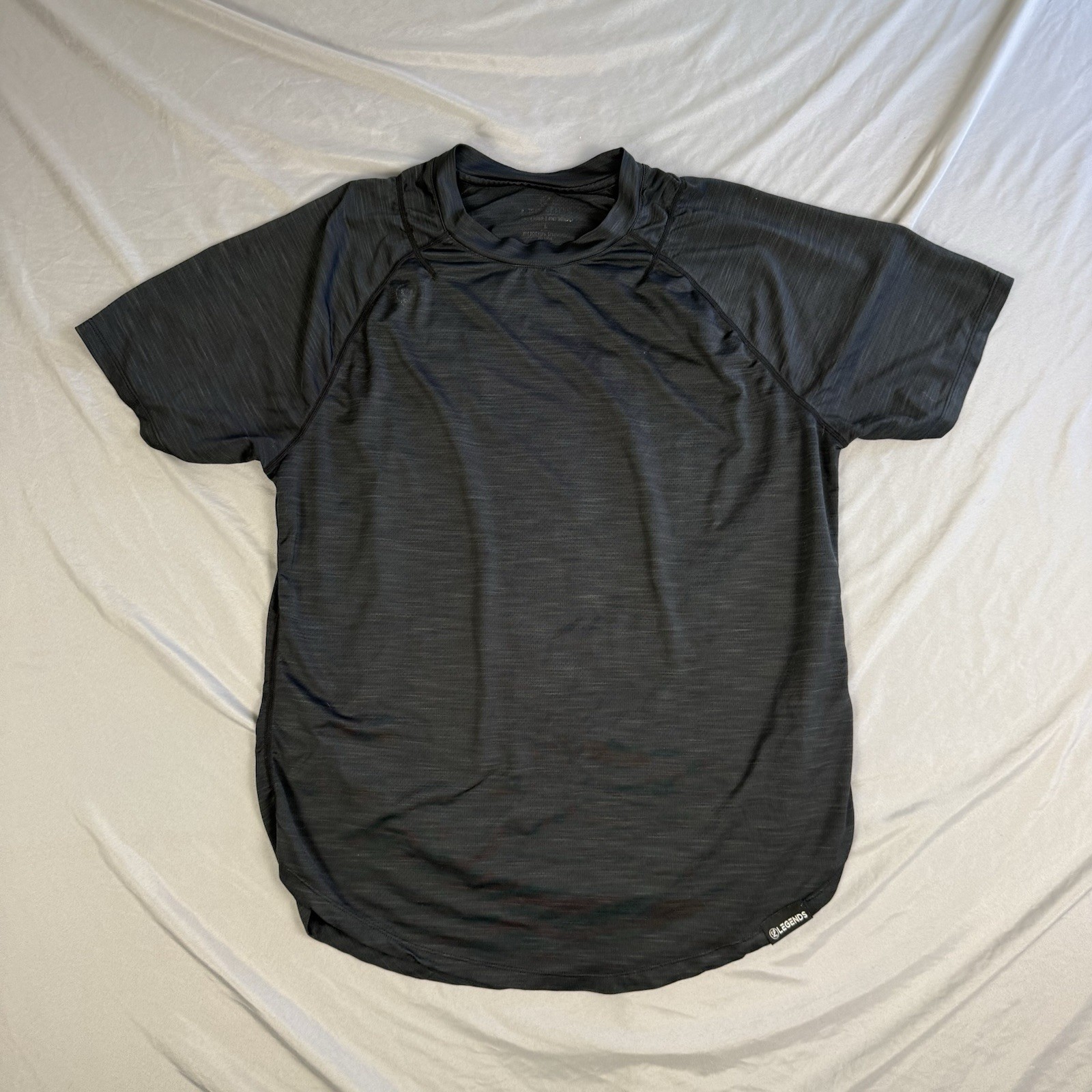 Legends Mens Enzo Tee Black Crew Athletic Scalloped Hem Shirt Sz Large Curve Hem