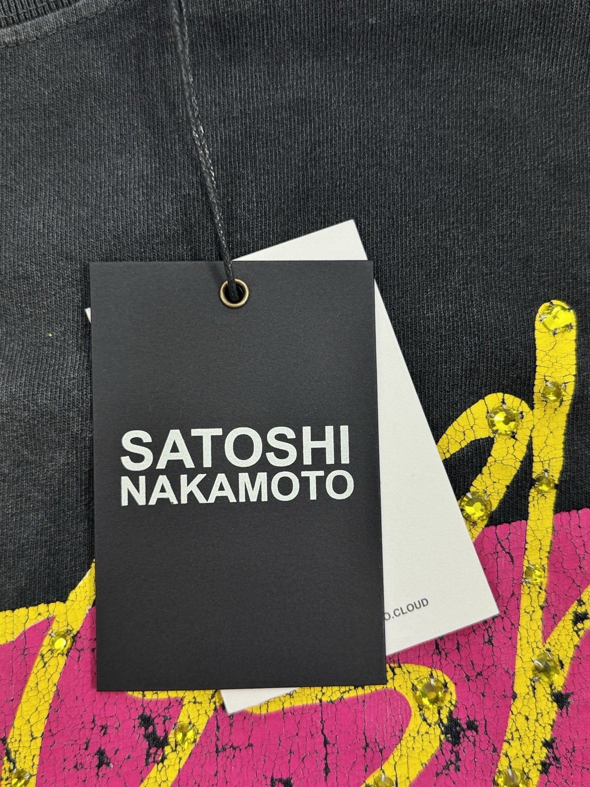 Satoshi Nakamoto – satoshi Worldwide T-Shirt Size: XL