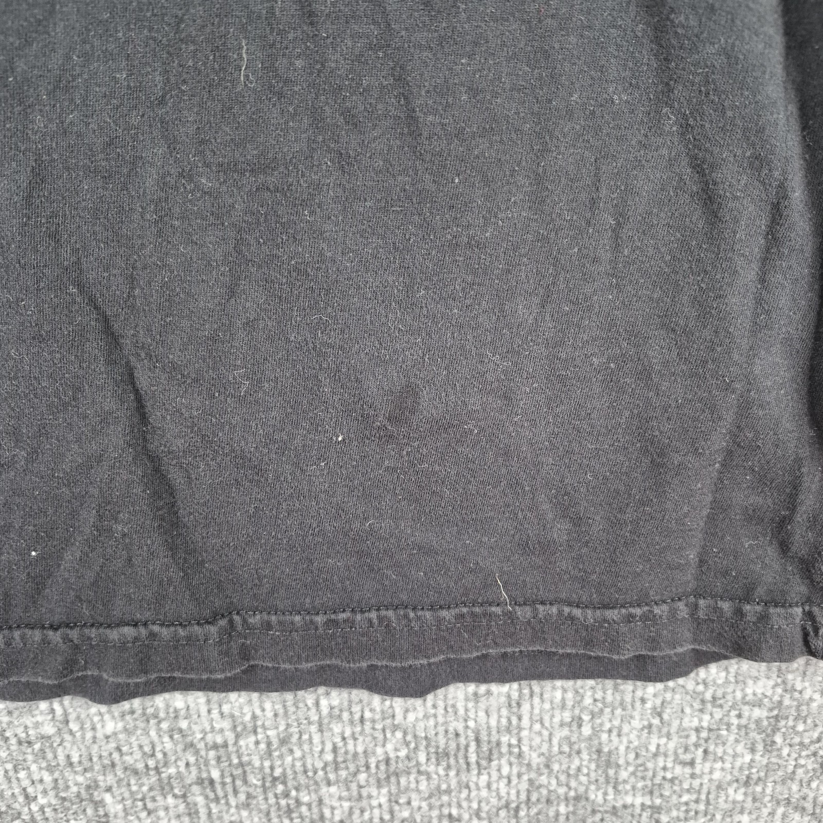The North Face T-Shirt Men’s Medium Black Red Crewneck S-Sleeve Spellout Casual