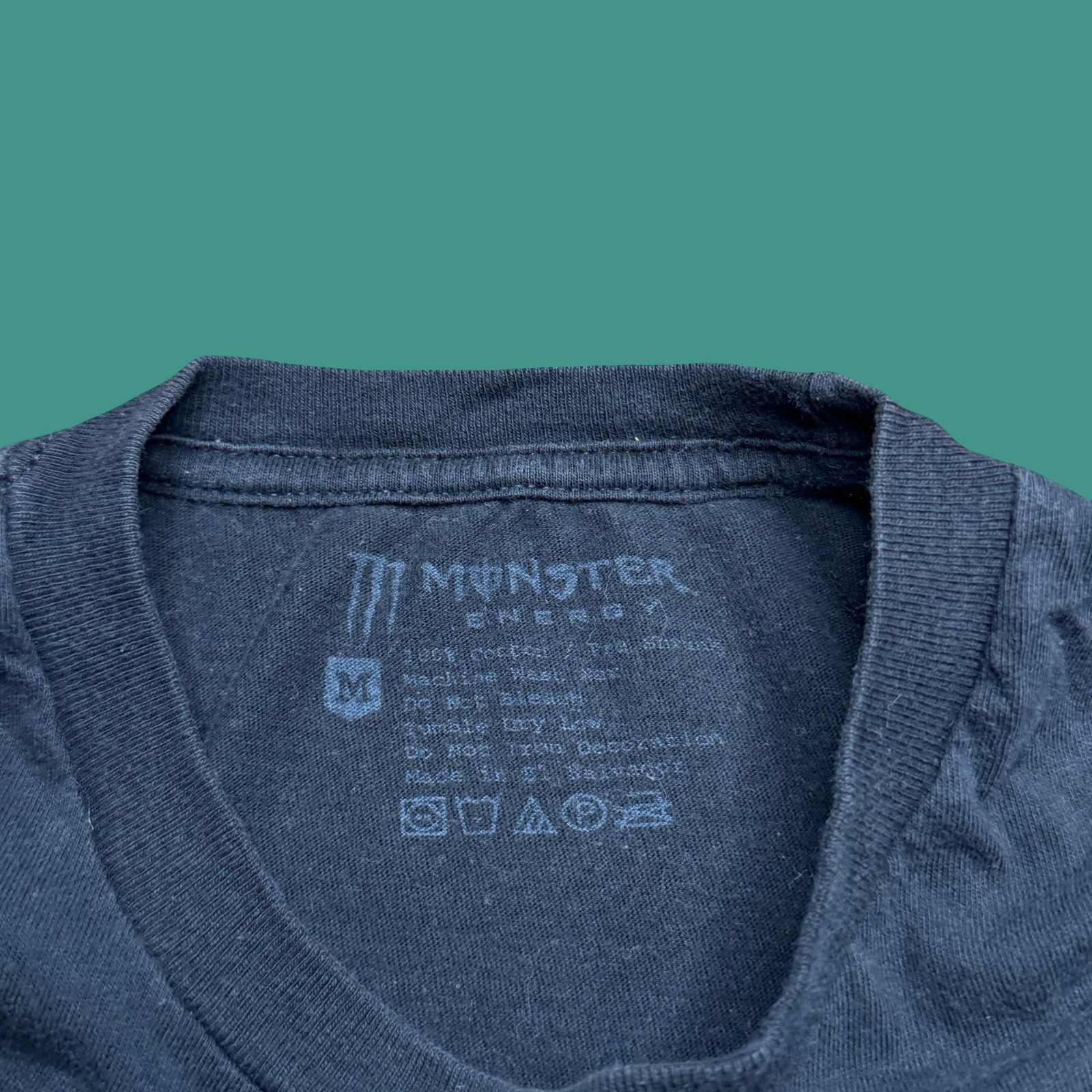 Monster Energy T Shirt Medium Y2K Logo Graphic Short Sleeve Cotton Black Green