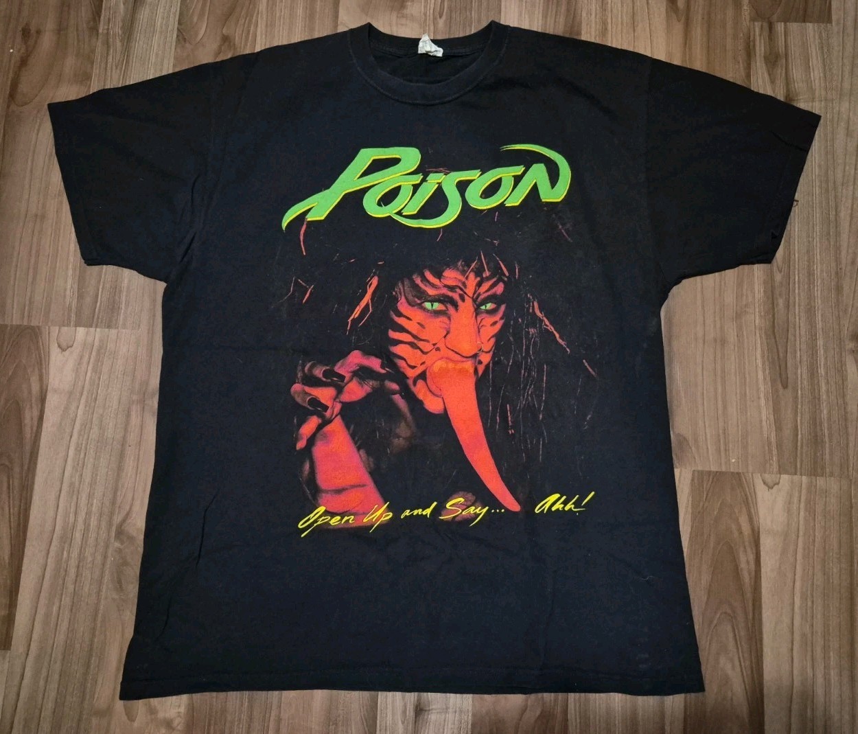 Poison 25 Anniversary Tour Shirt 25 YEARS OF ROCK AND ROLL 2011 Double Sided XL