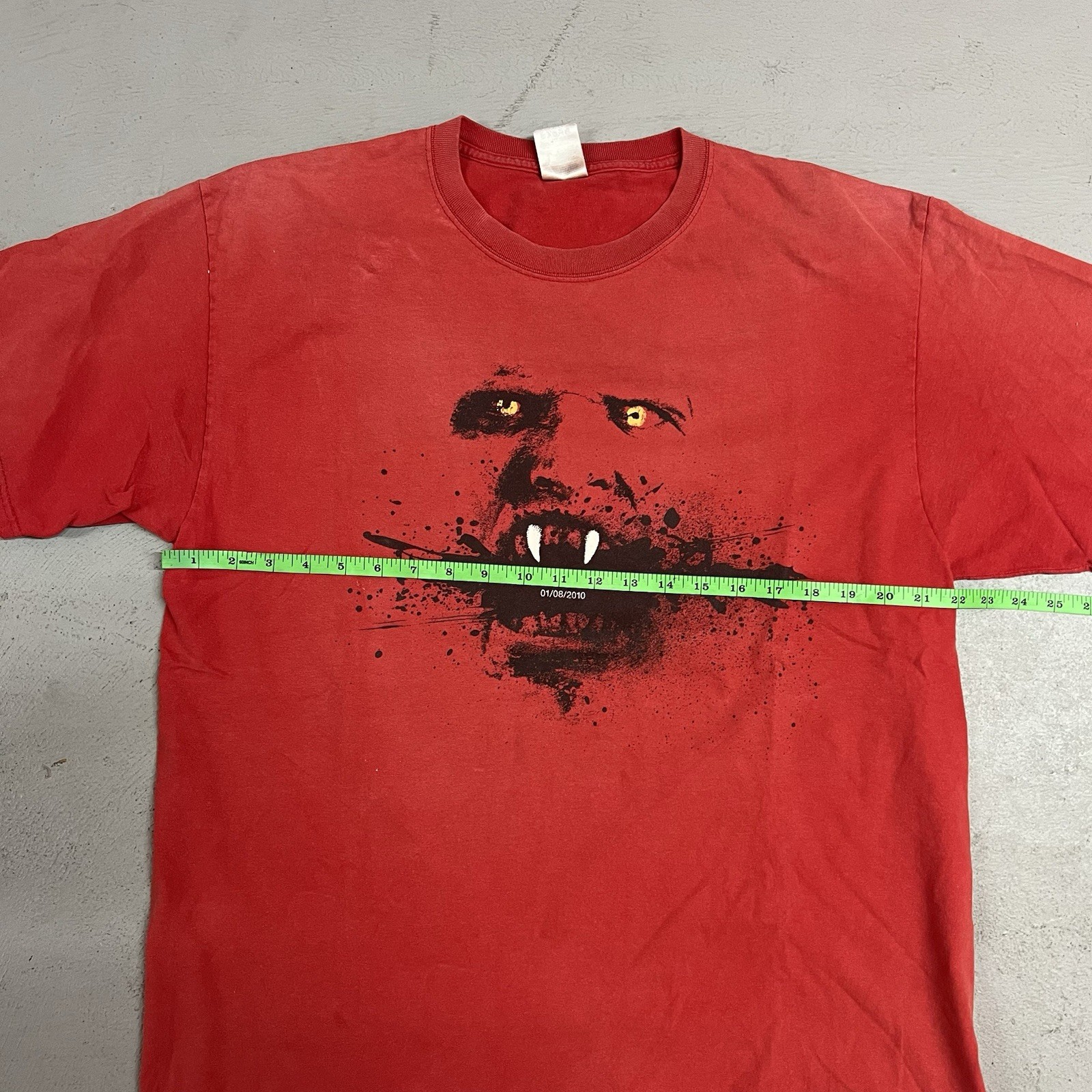 Vintage Daybreakers Movie Promo T-shirt XL Vampires Horror Sci- Fi Monster Y2K