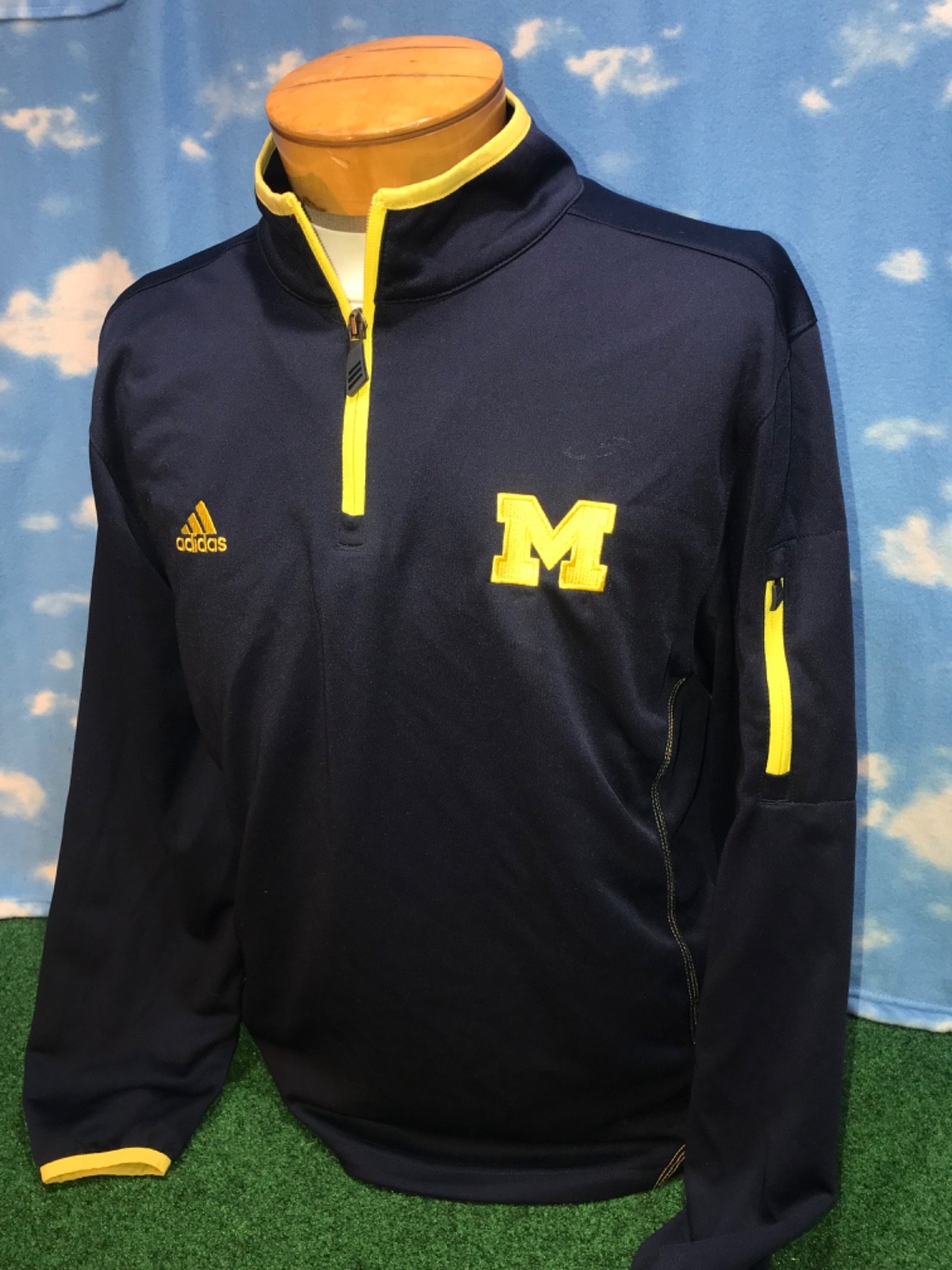 Michigan Wolverines Jacket Medium U of M Adidas 1/4 Zip Climate C36
