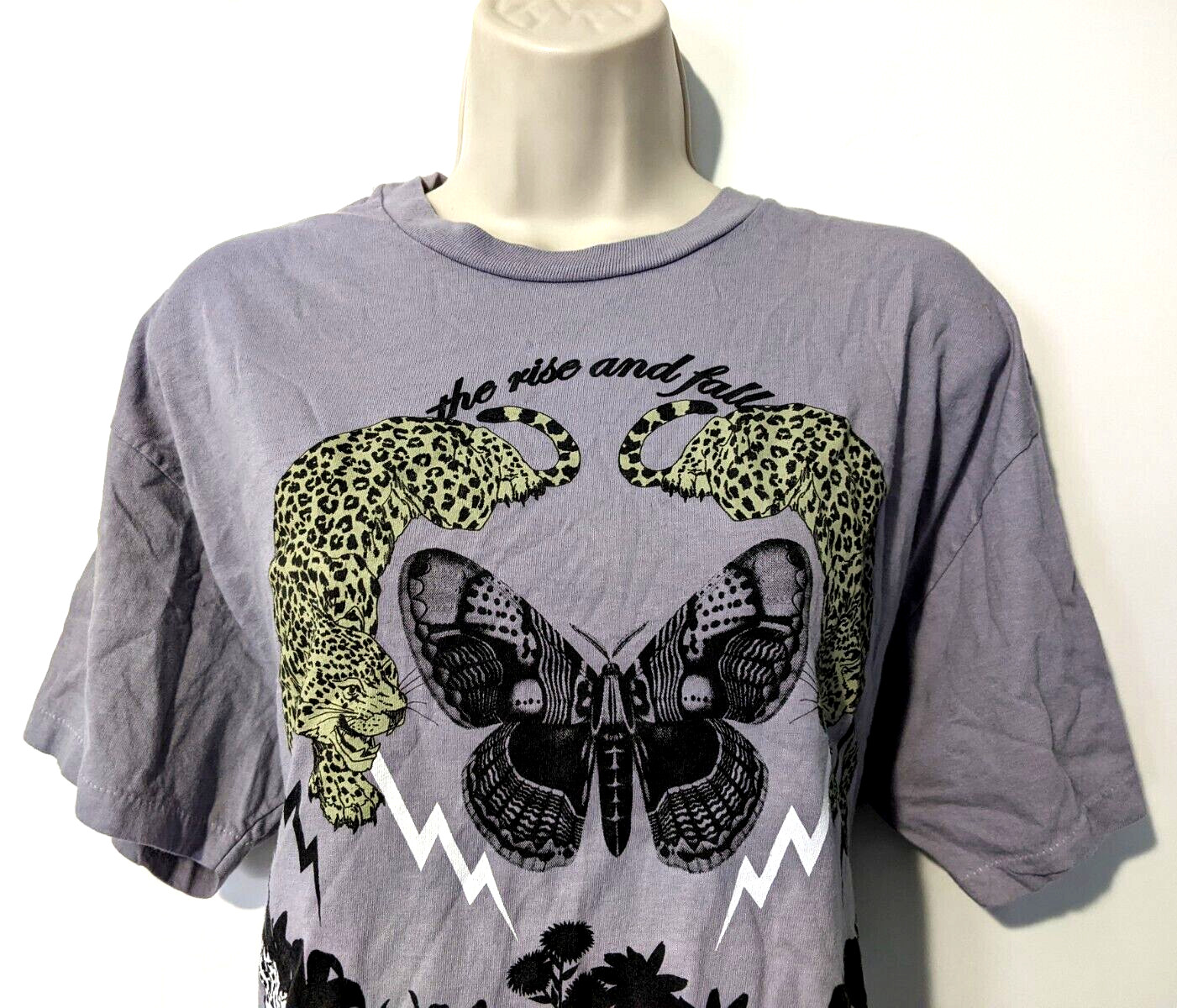The Rise & Fall Short Sleeve Graphic T-Shirt Size Large 100% Cotton EUC
