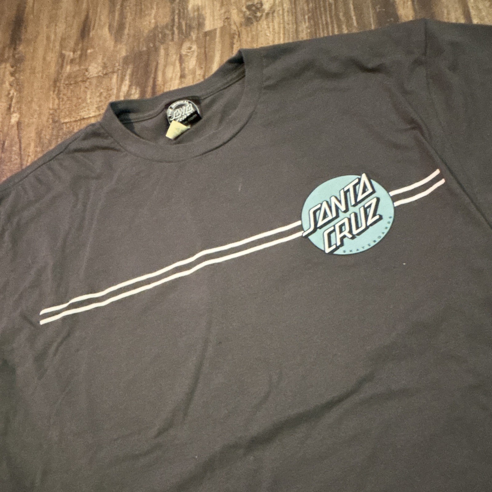 Santa Cruz Men’s Black Logo Graphic Double-Sided Crew Neck Cotton Tee Size M