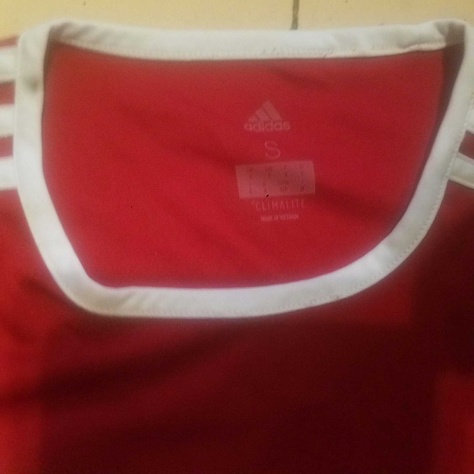 Adidas T shirt unisex Size S red 100% polyester climate