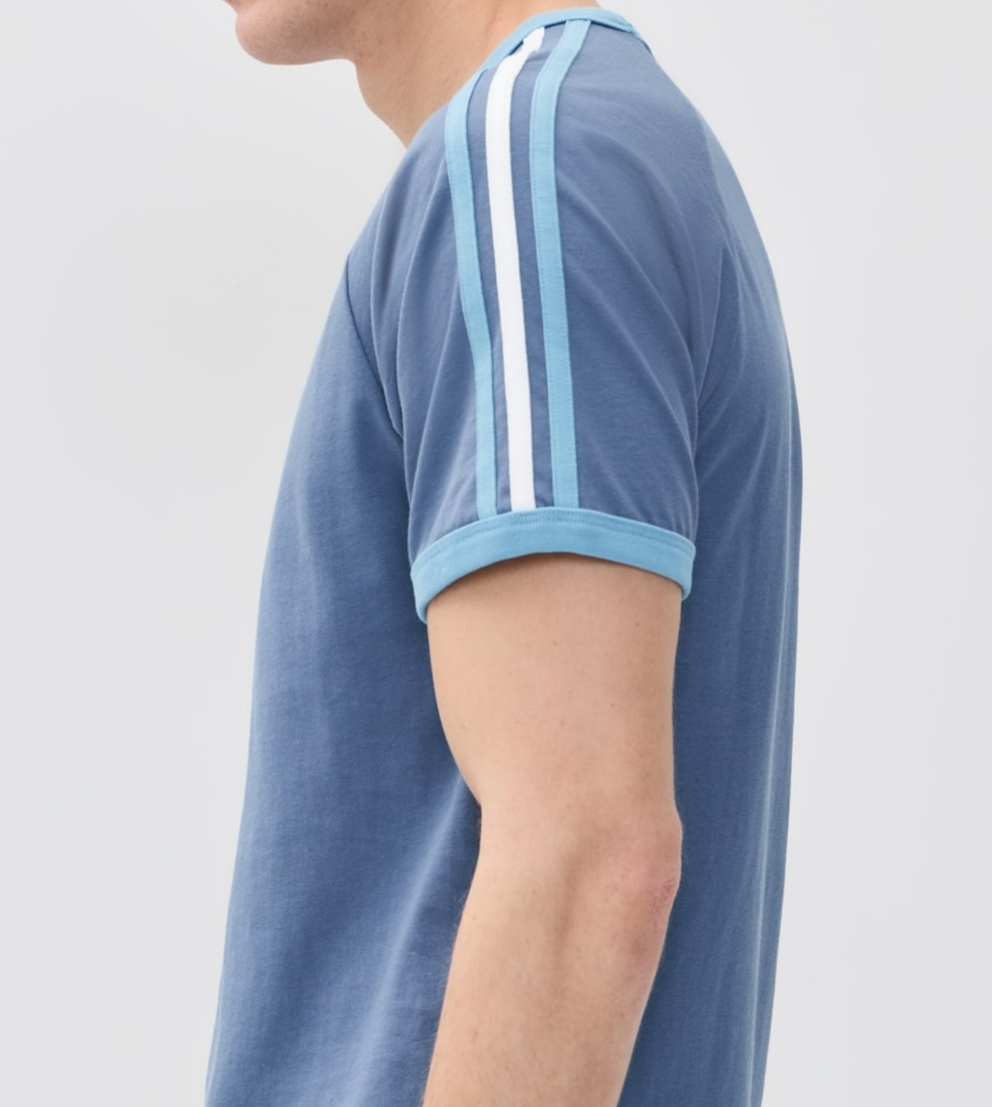 NEW MENS ADIDAS ORIGINALS CALIFORNIA 3 STRIPES TREFOIL SHIRT ~SIZE MEDIUM #KC863